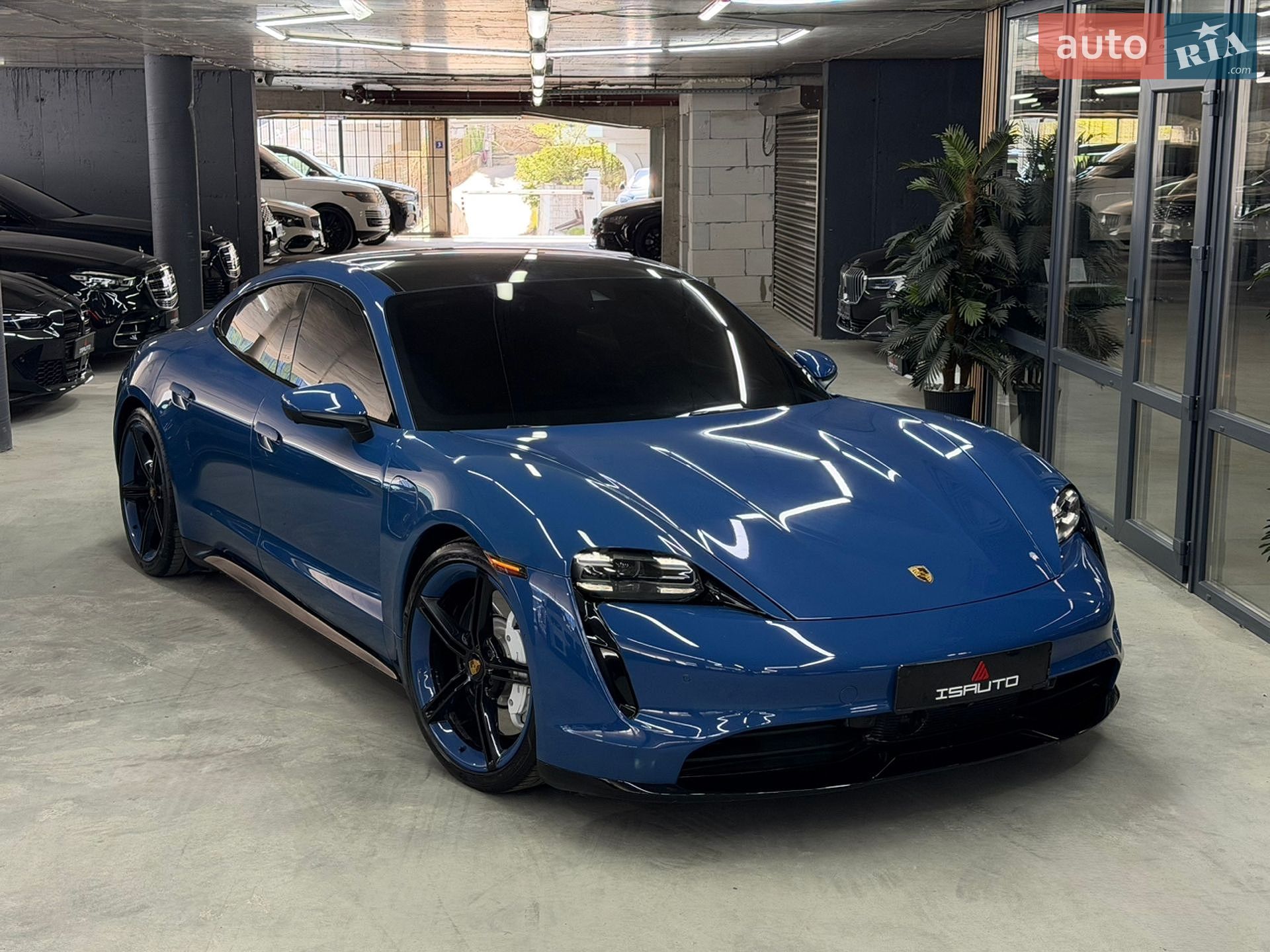 PORSCHE TAYCAN 2022