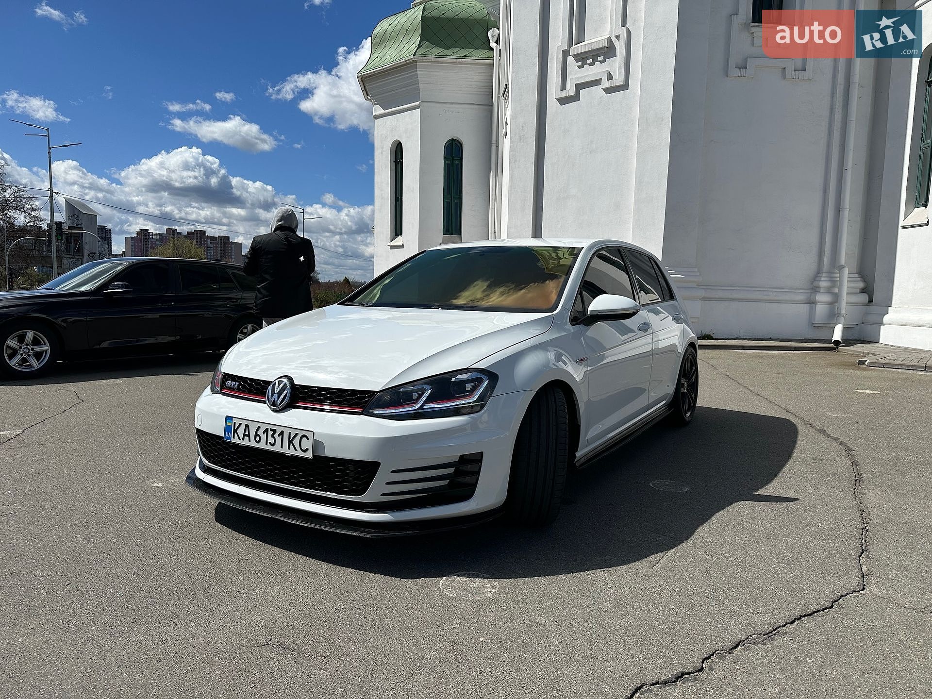 VOLKSWAGEN GOLF 2016