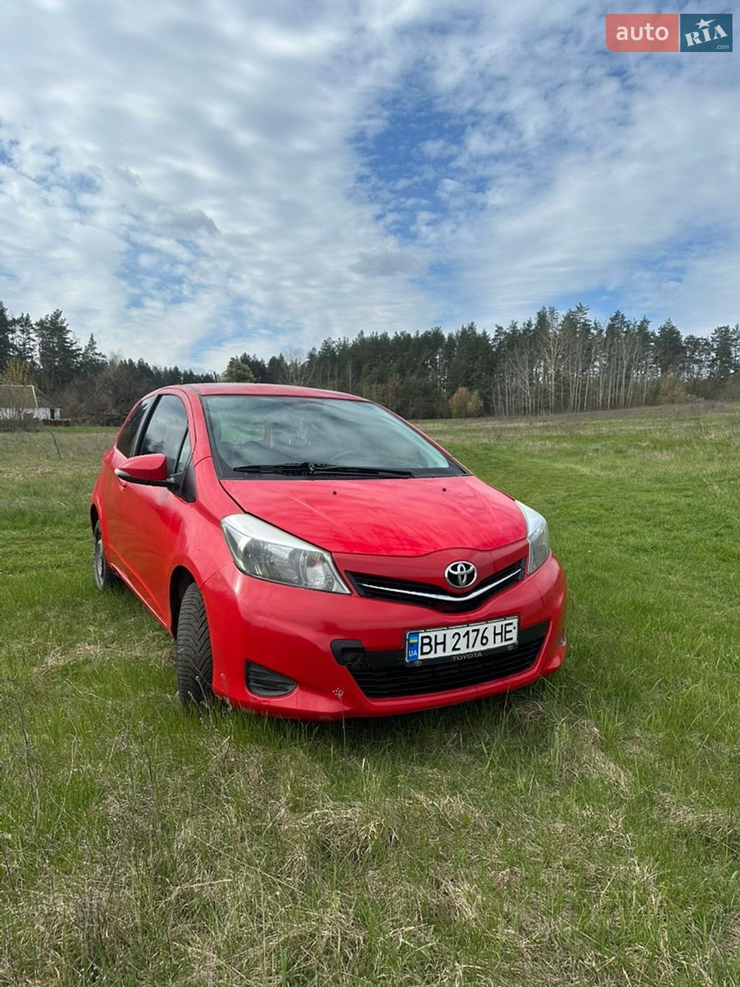 TOYOTA YARIS 2013
