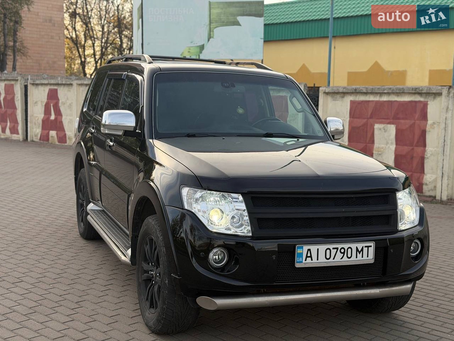 MITSUBISHI PAJERO 2013