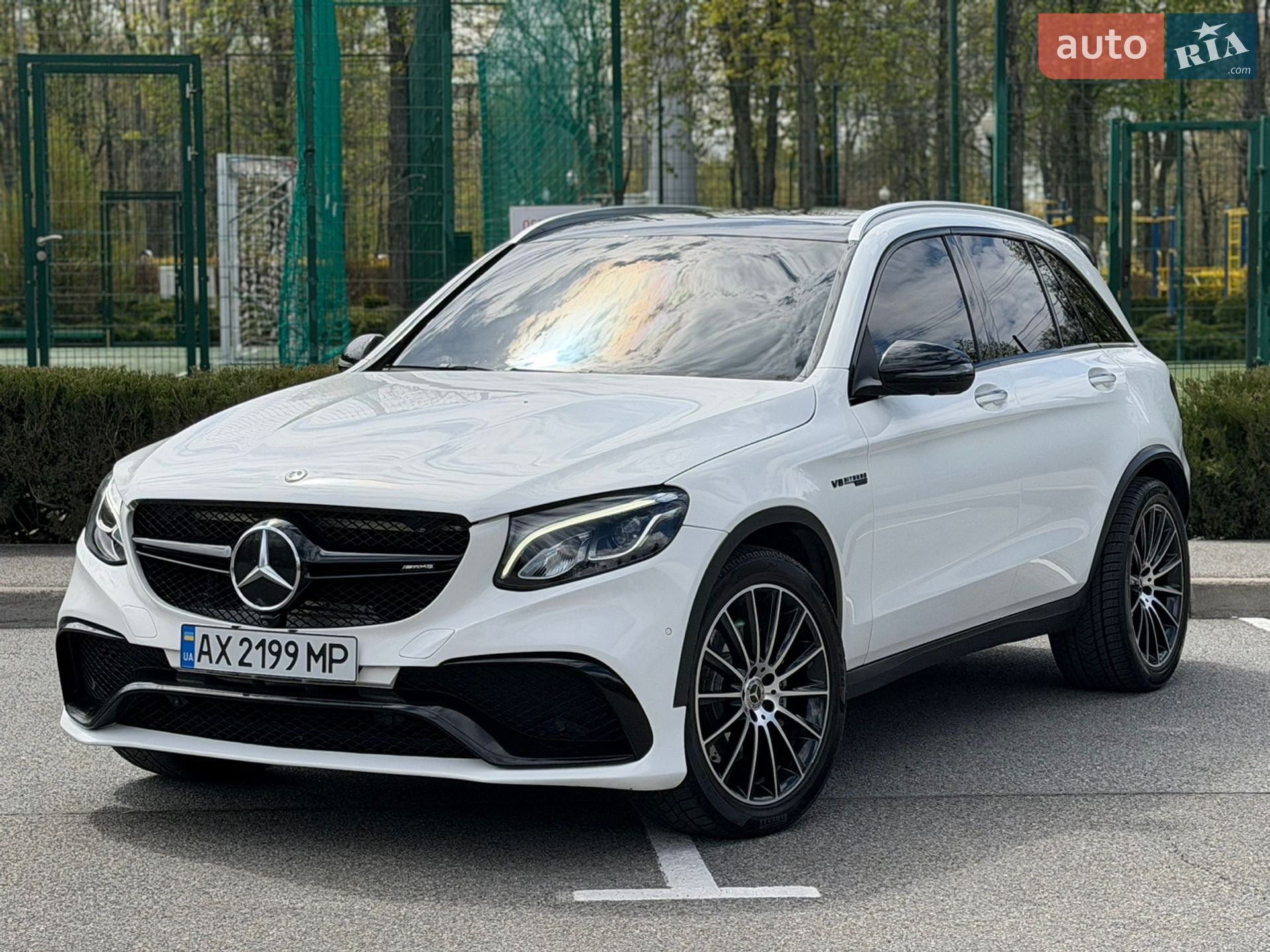 MERCEDES-BENZ GLC 43 2017
