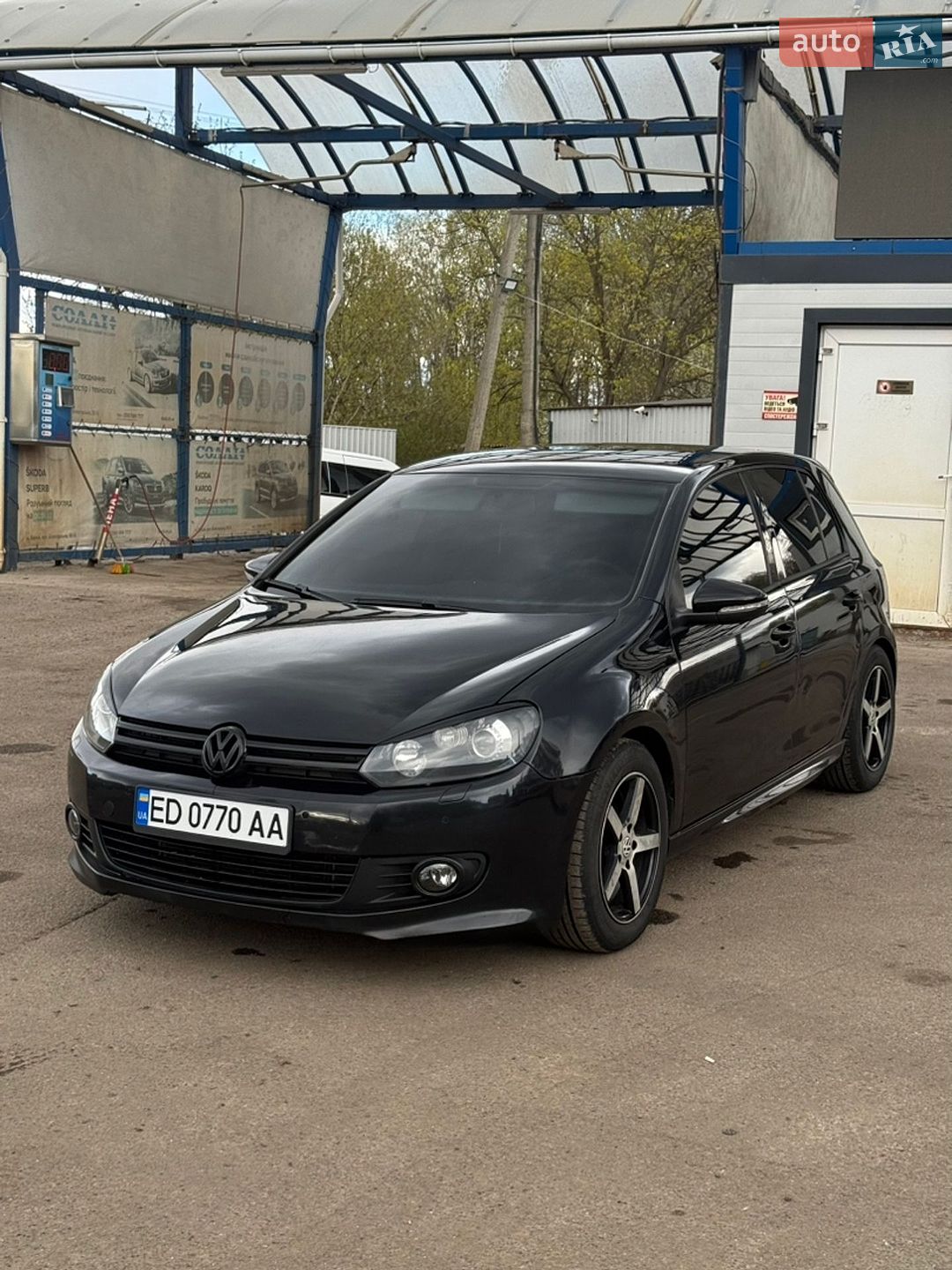 VOLKSWAGEN GOLF 2010