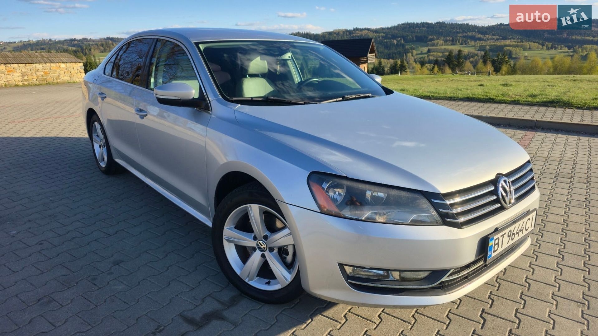 VOLKSWAGEN PASSAT 2014