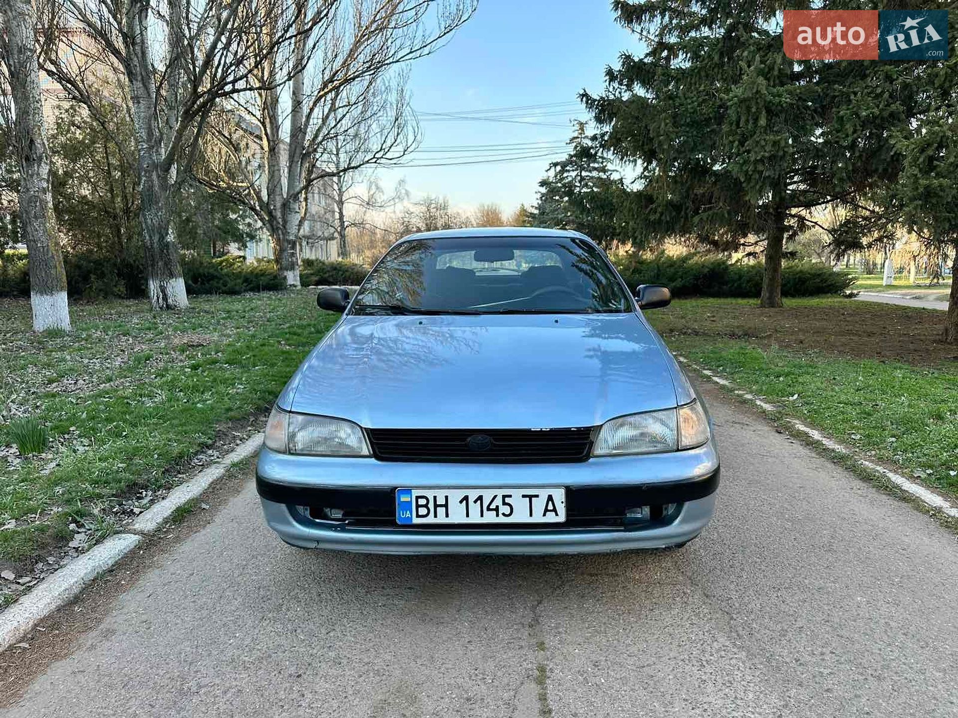 Головне фото звіту автомобіля TOYOTA CARINA 1994