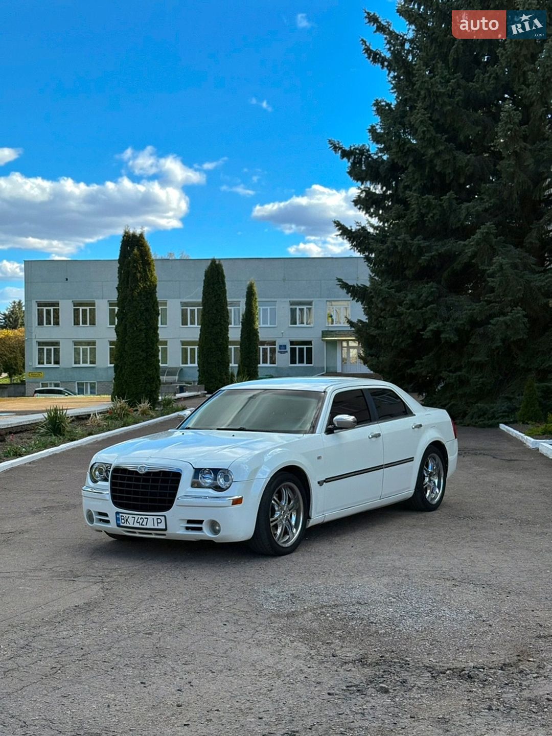 Головне фото звіту автомобіля CHRYSLER 300C 2005
