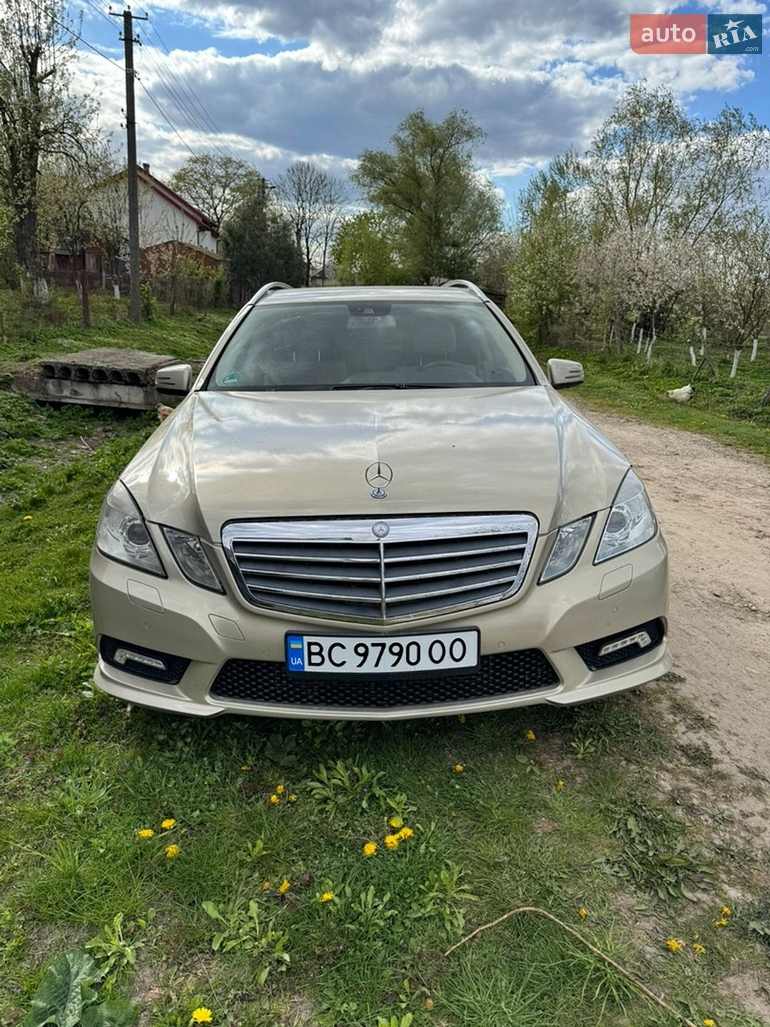 MERCEDES-BENZ E 250 CGI 2010