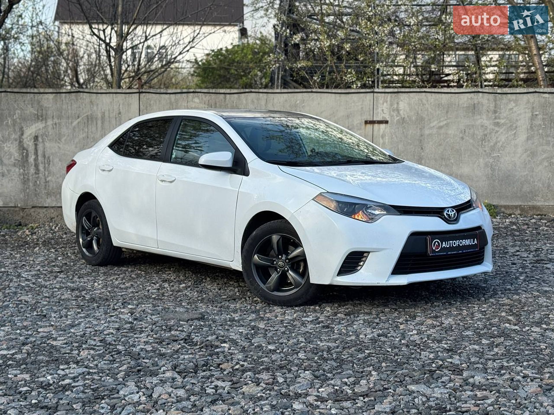 TOYOTA COROLLA 2016