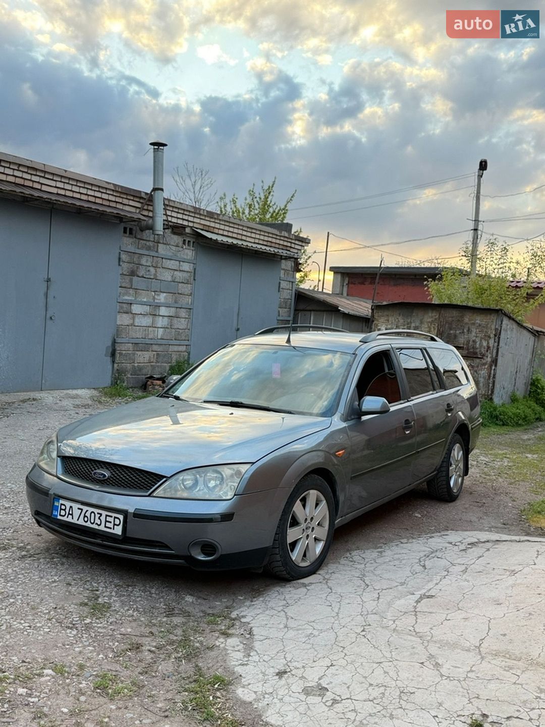 Головне фото звіту автомобіля FORD MONDEO 2001