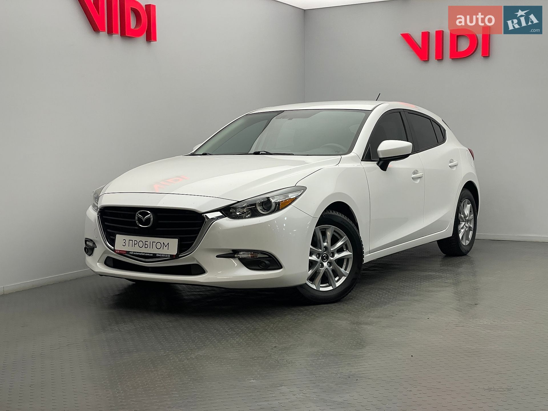 Головне фото звіту автомобіля MAZDA 3 2017