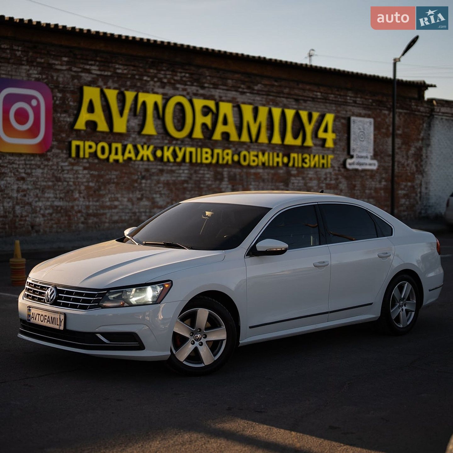 VOLKSWAGEN PASSAT 2016