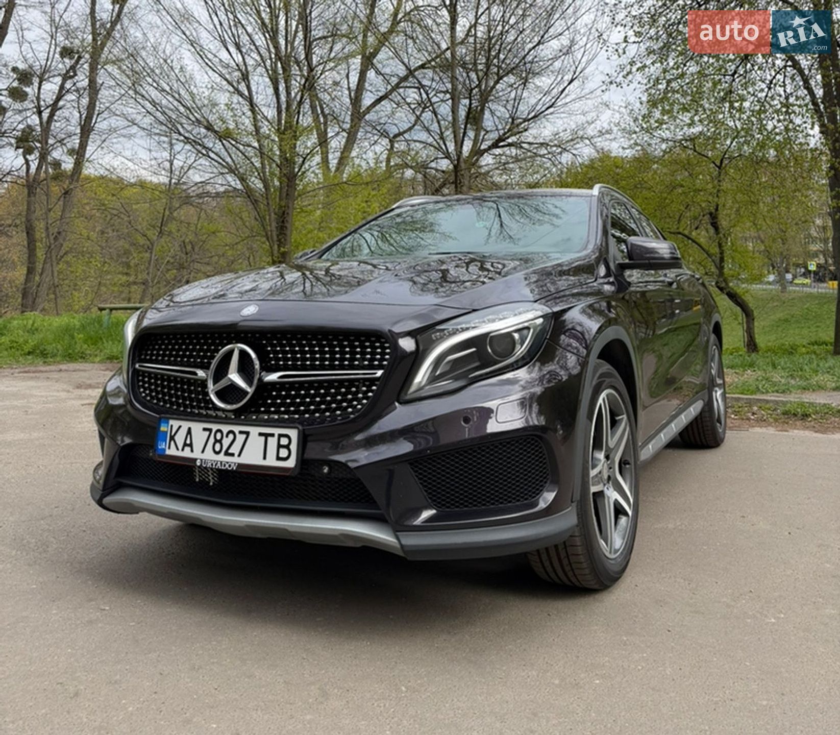 MERCEDES-BENZ GLA 250 2015