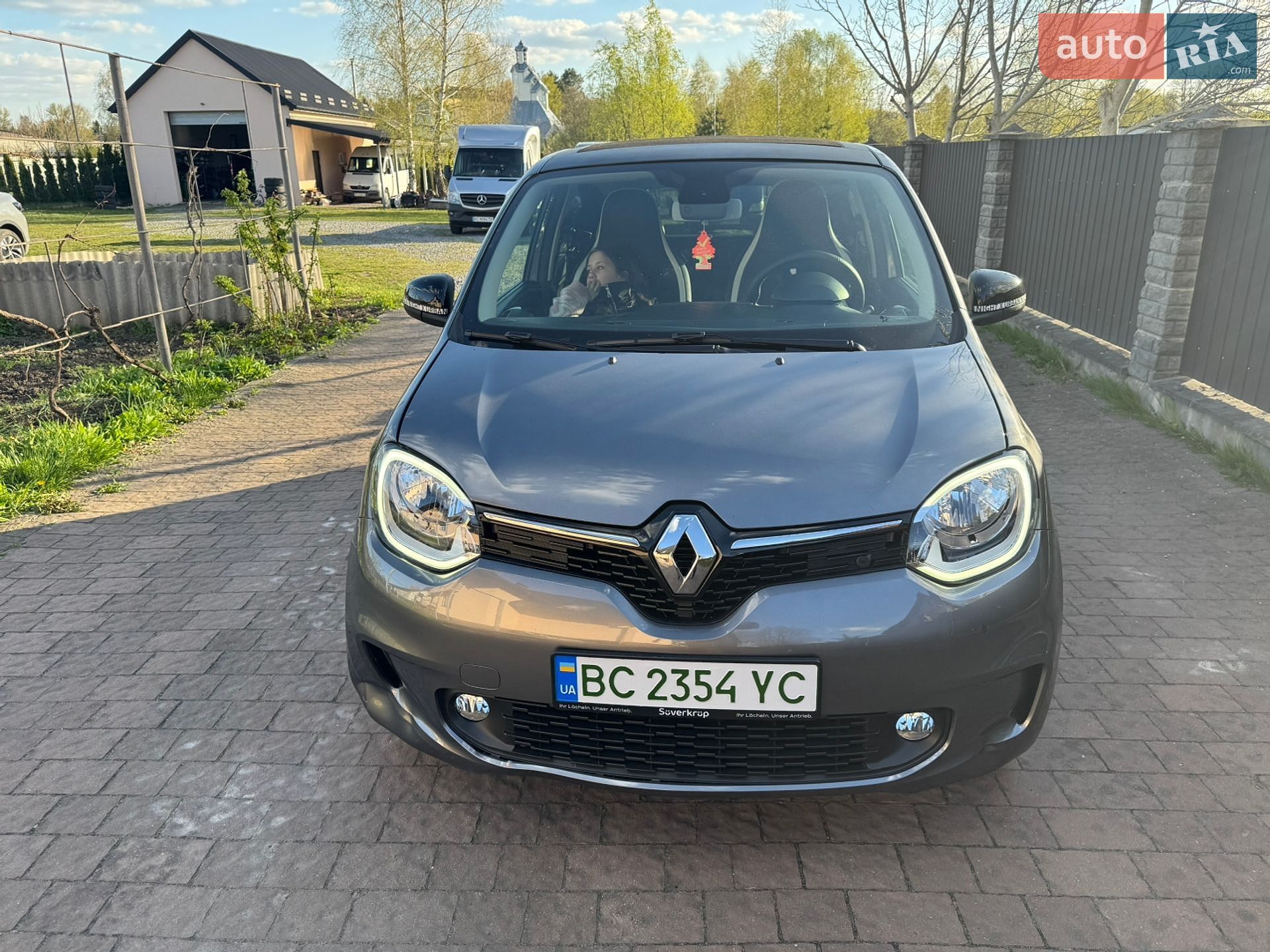 RENAULT TWINGO 2023