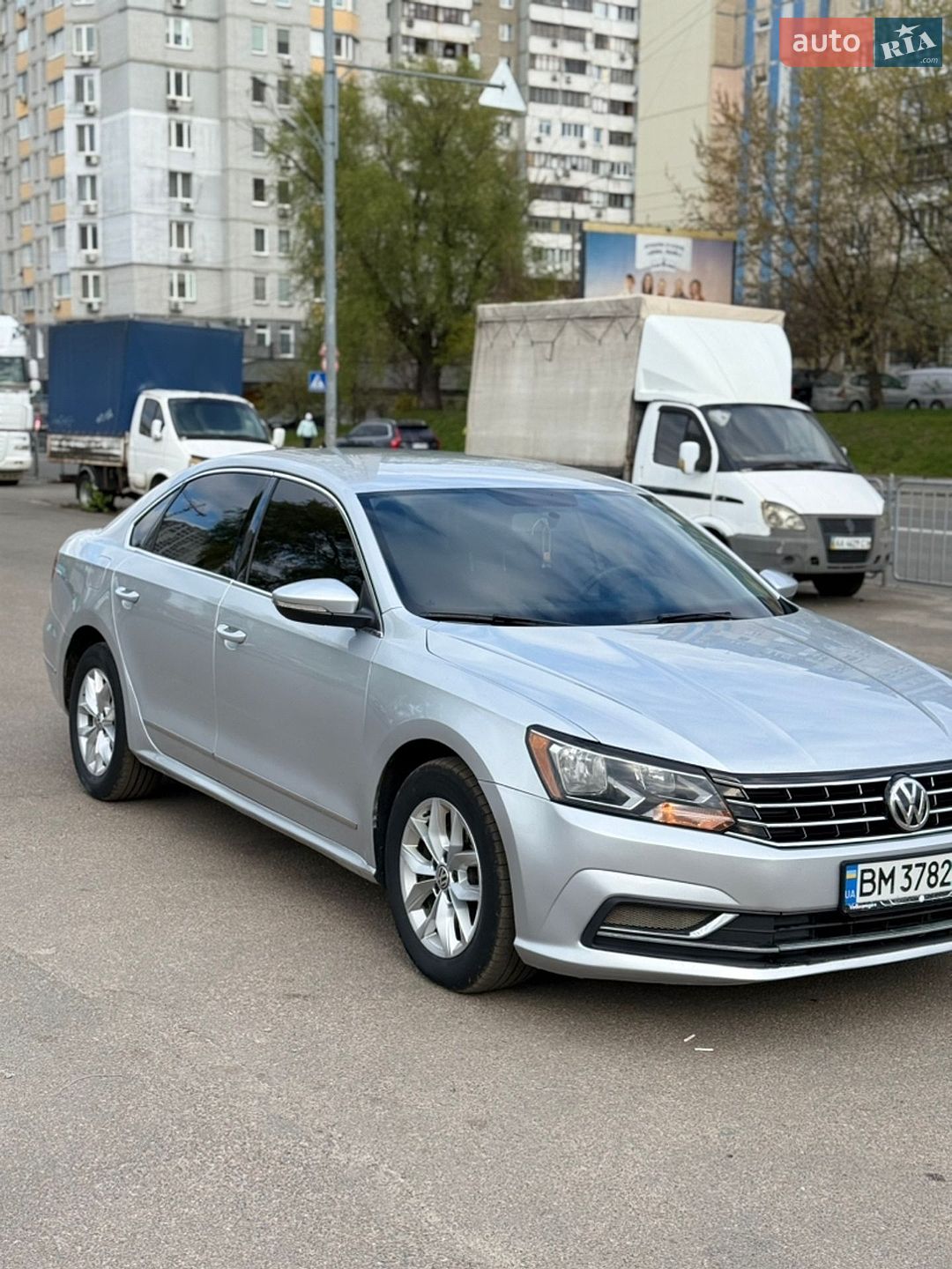 VOLKSWAGEN PASSAT 2017