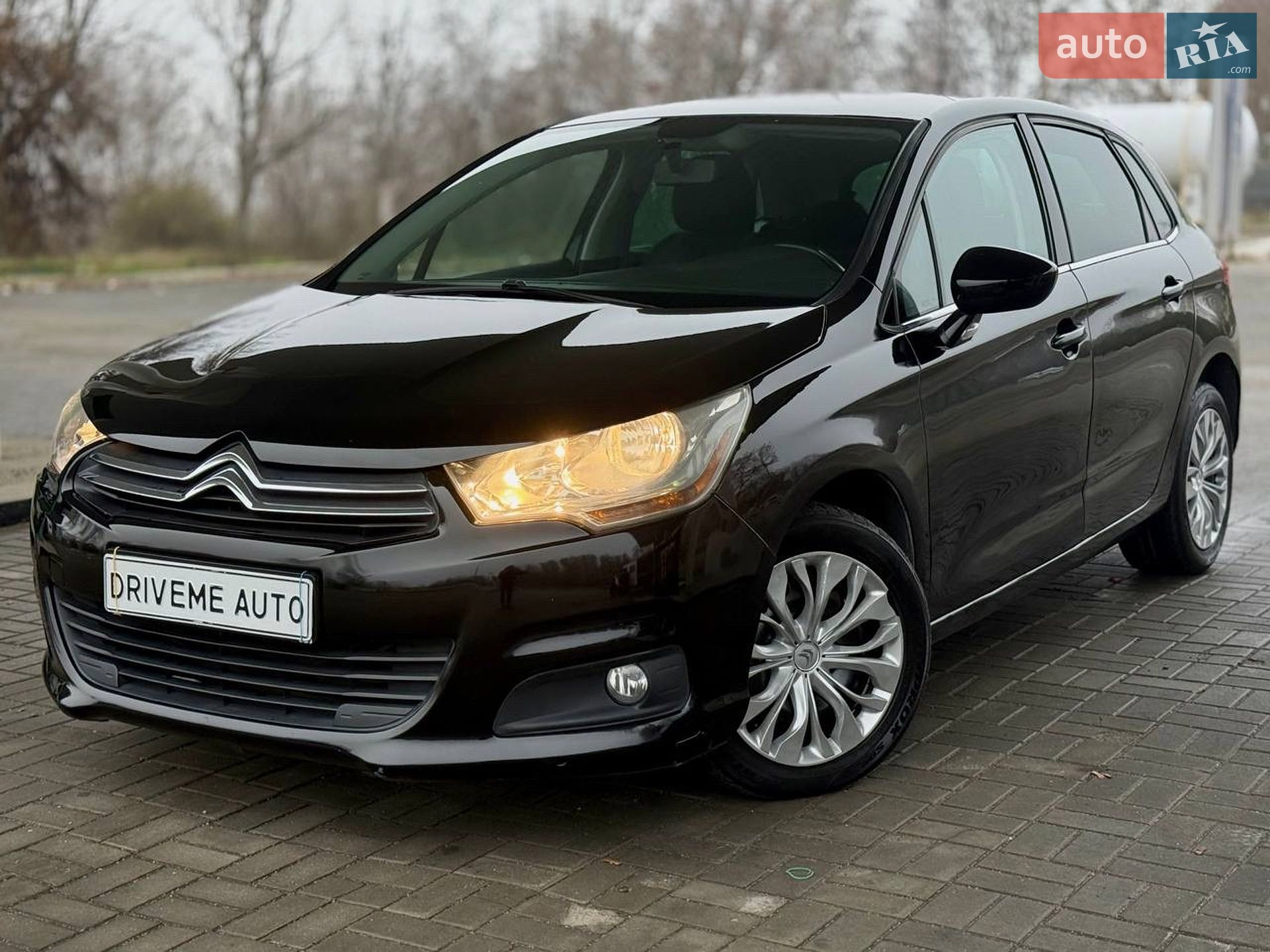 Головне фото звіту автомобіля CITROEN C4 2011