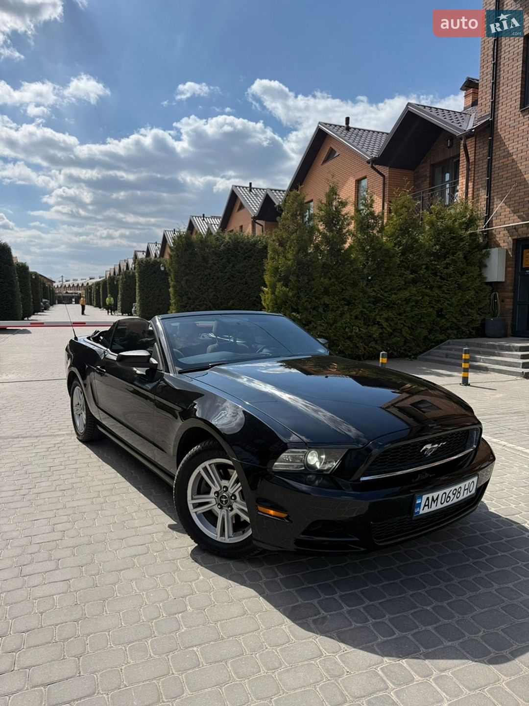 FORD MUSTANG 2012