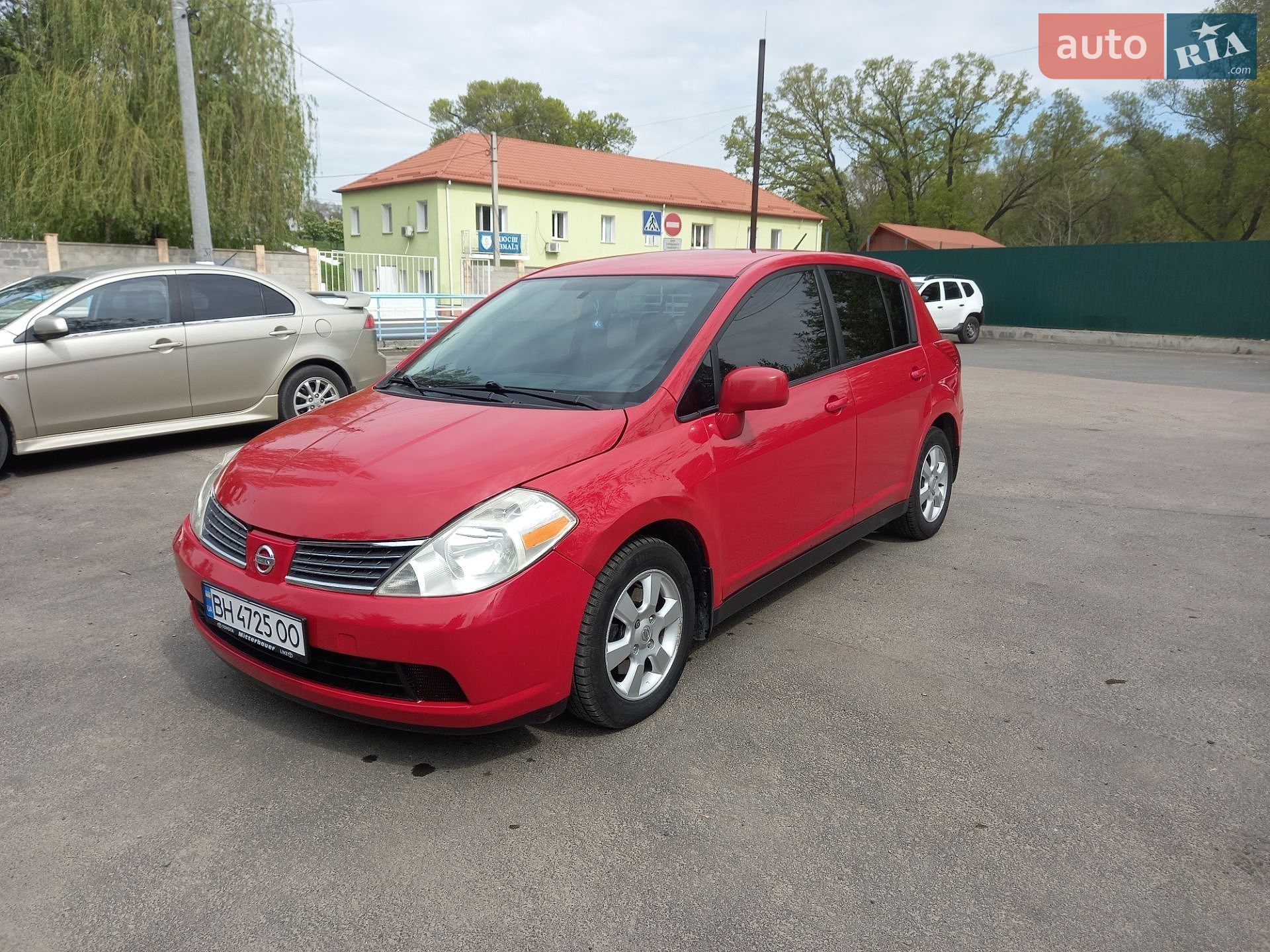 NISSAN VERSA 2012