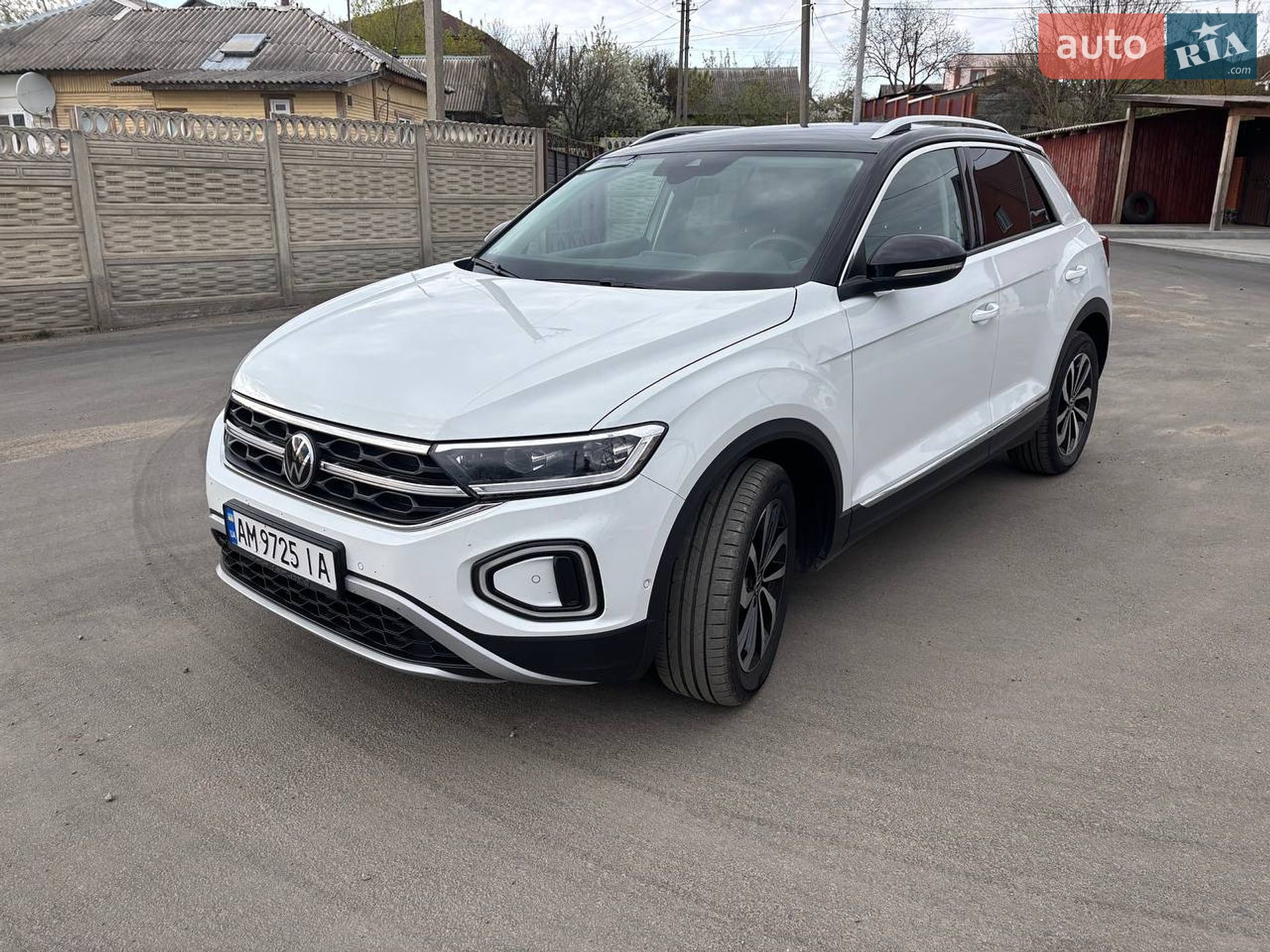 VOLKSWAGEN T-ROC 2025