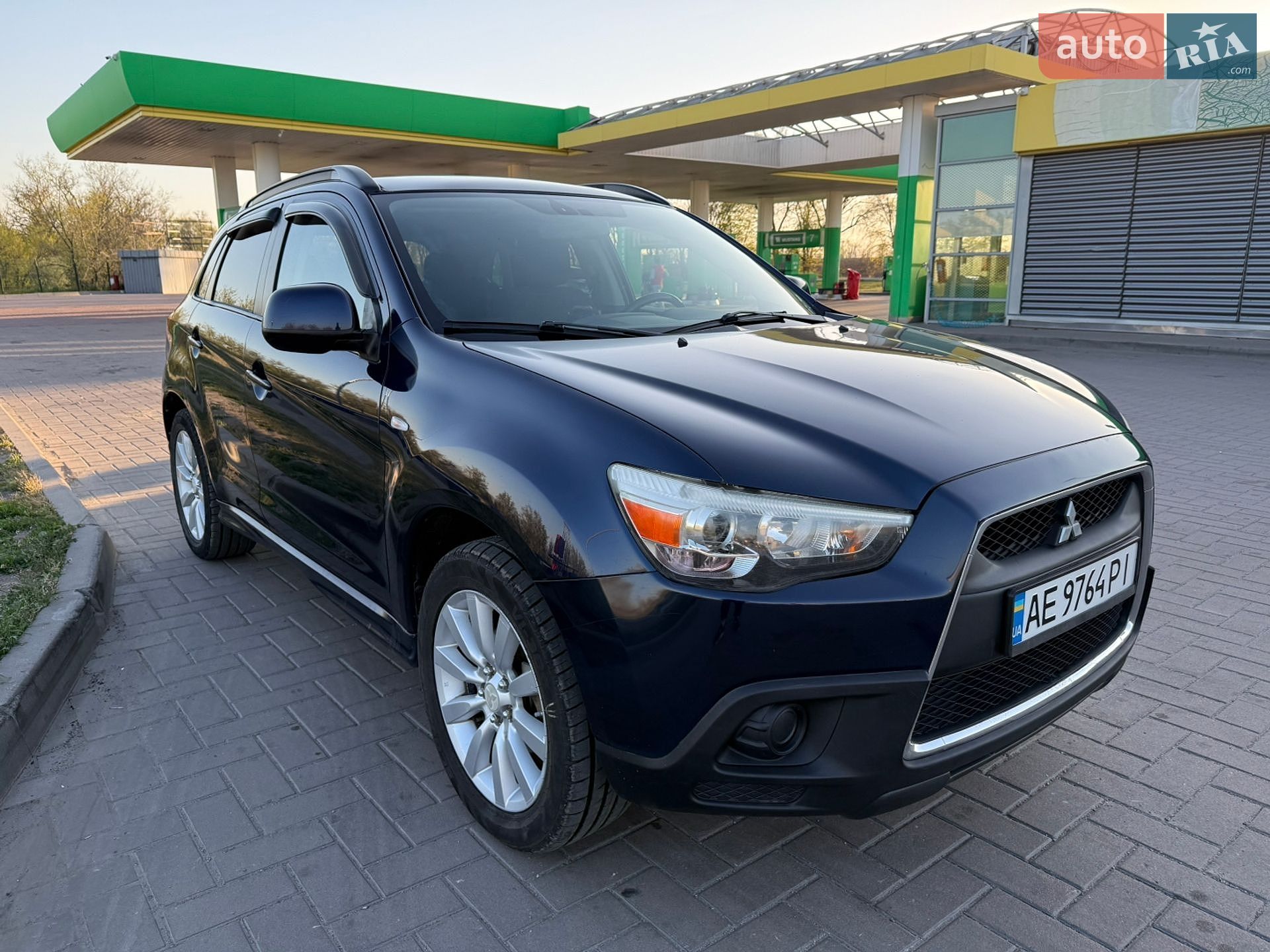 Головне фото звіту автомобіля MITSUBISHI OUTLANDER 2011