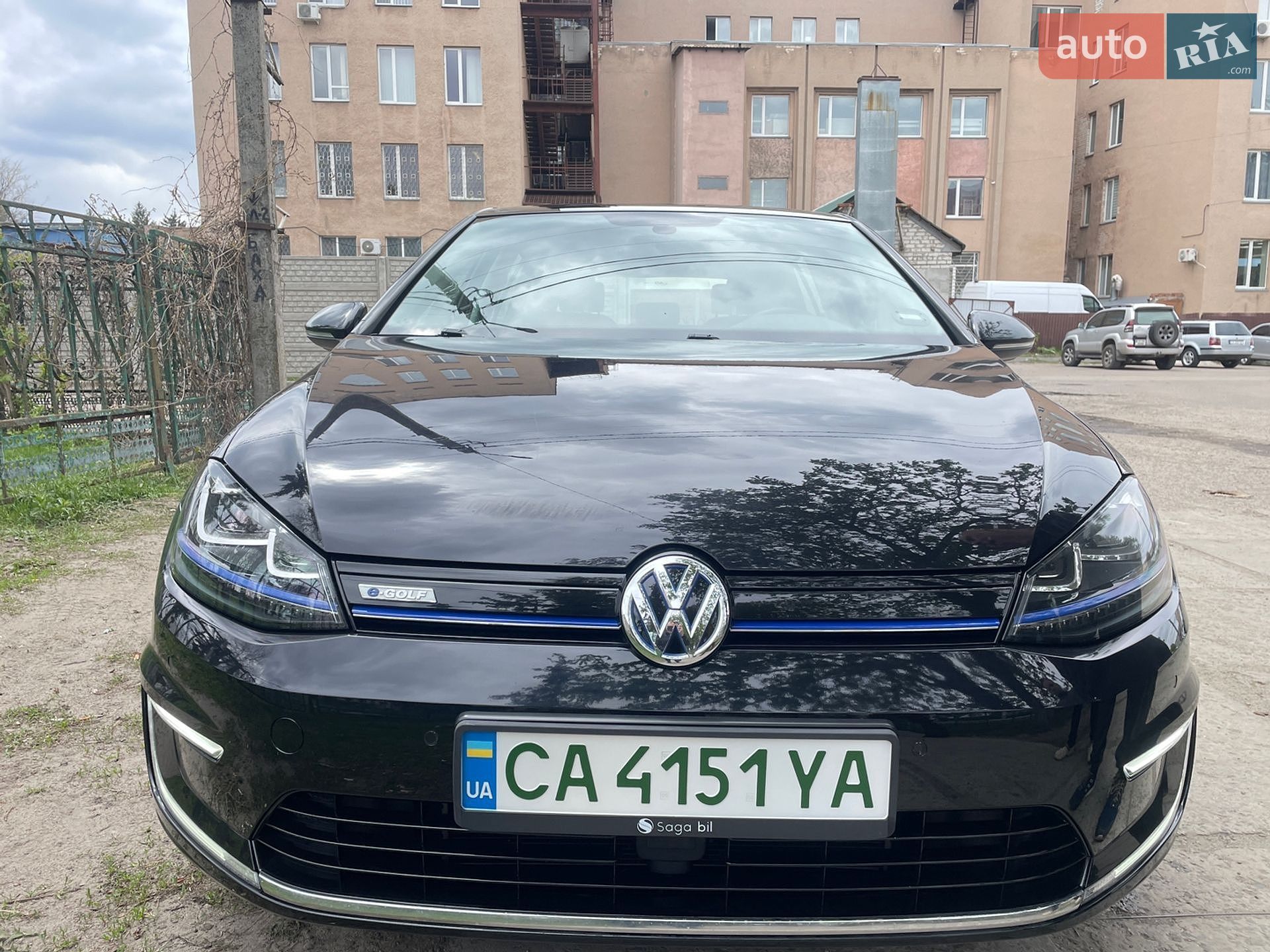 VOLKSWAGEN E-GOLF 2014