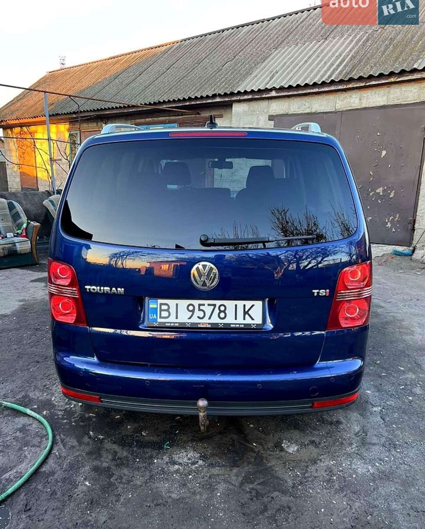 VOLKSWAGEN TOURAN 2009