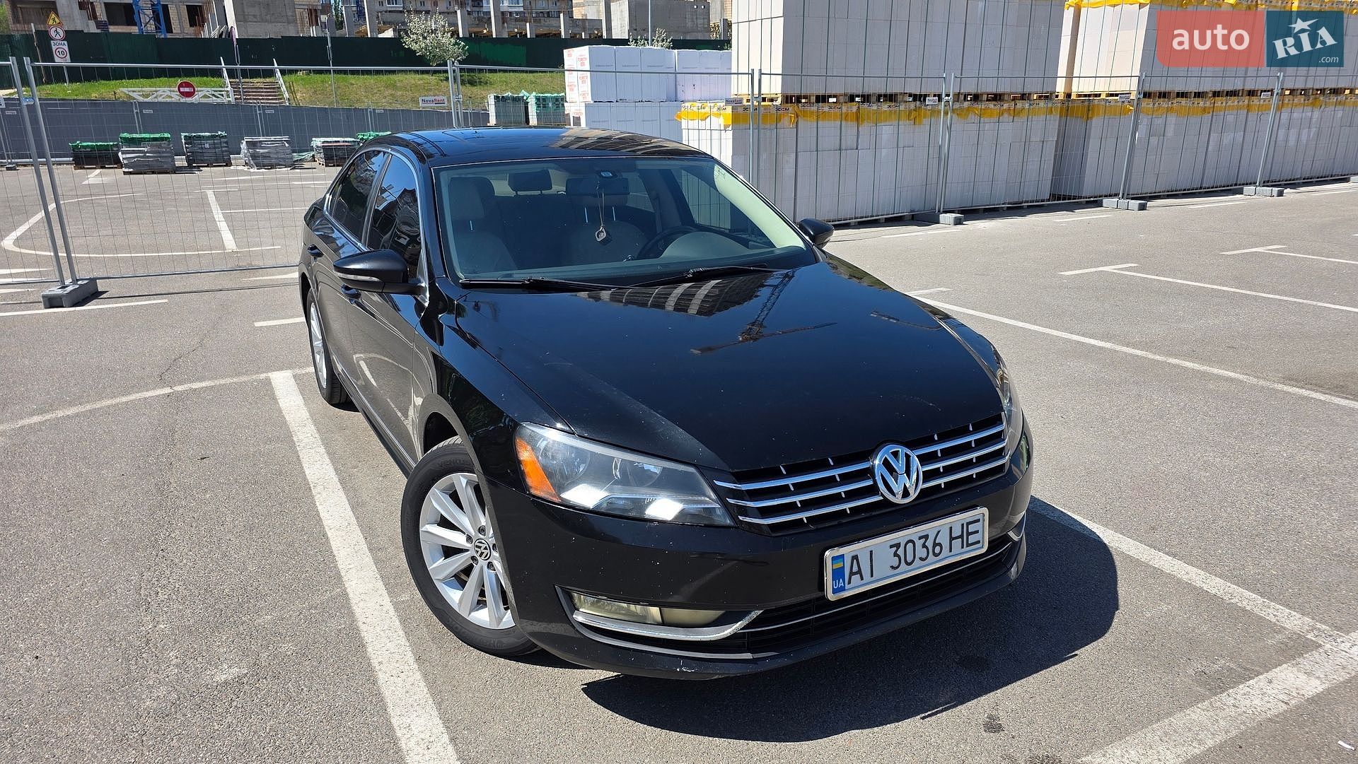 VOLKSWAGEN PASSAT 2012