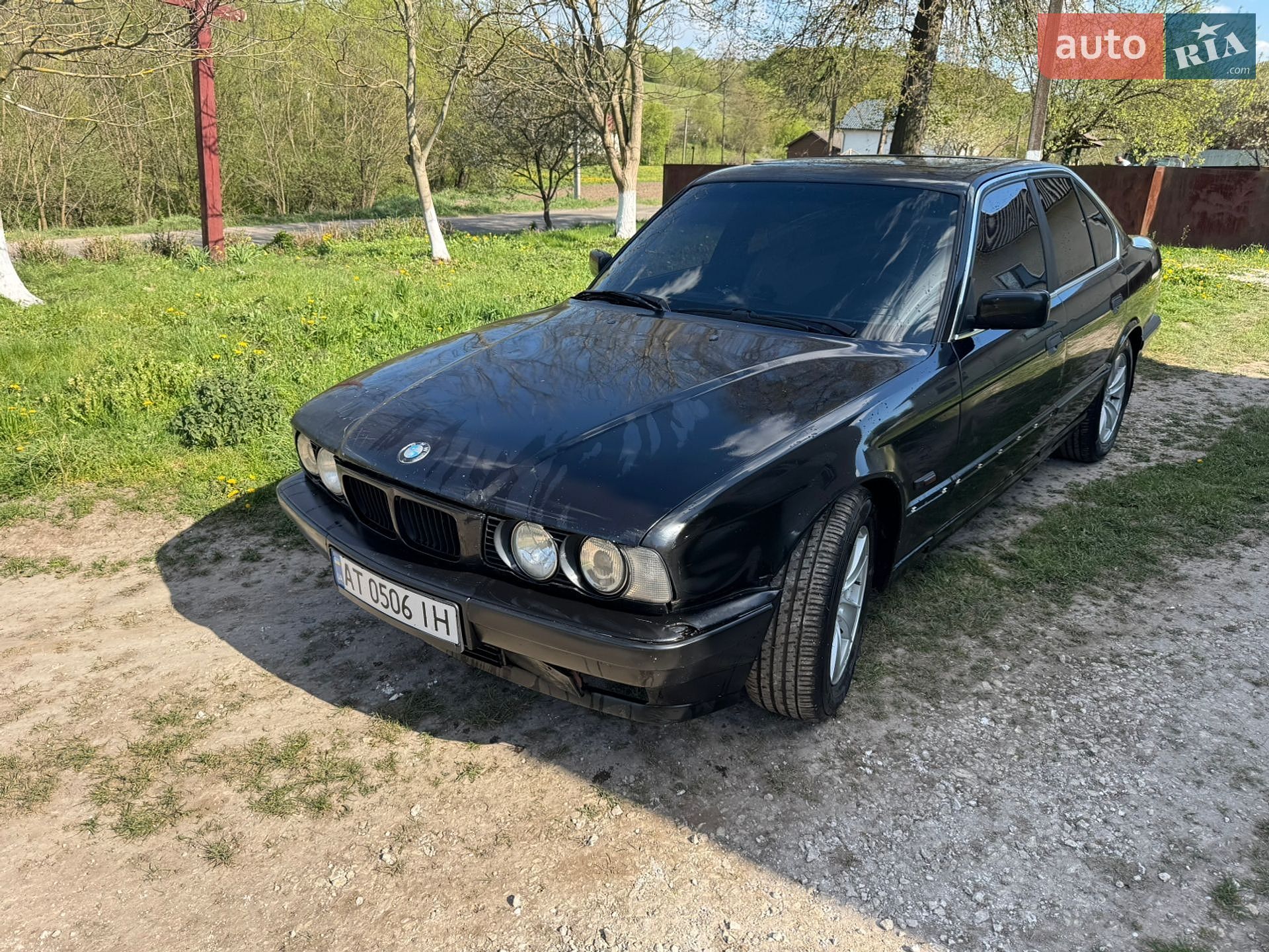 Головне фото звіту автомобіля BMW 520 1994