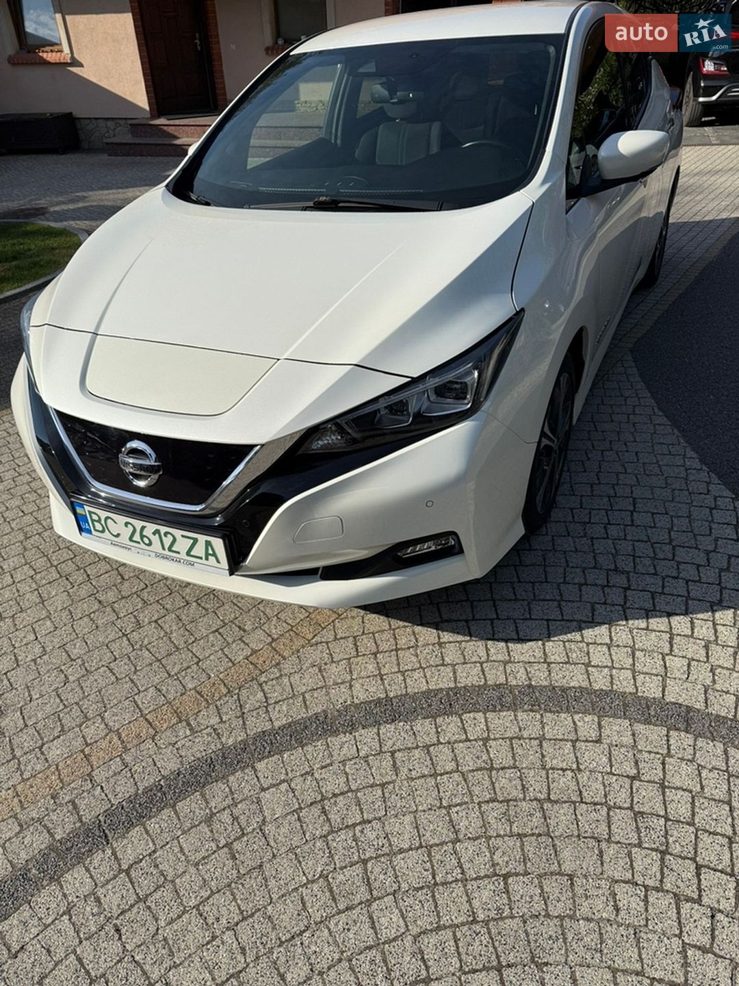 Головне фото звіту автомобіля NISSAN LEAF 2019