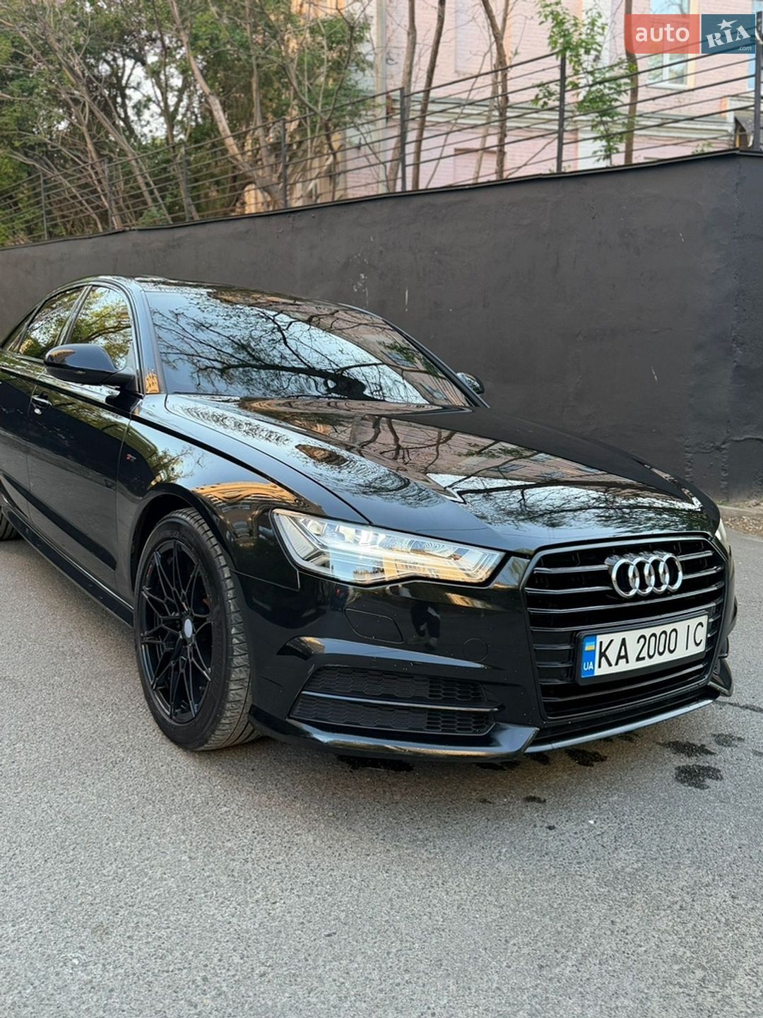 Головне фото звіту автомобіля AUDI A6 2017