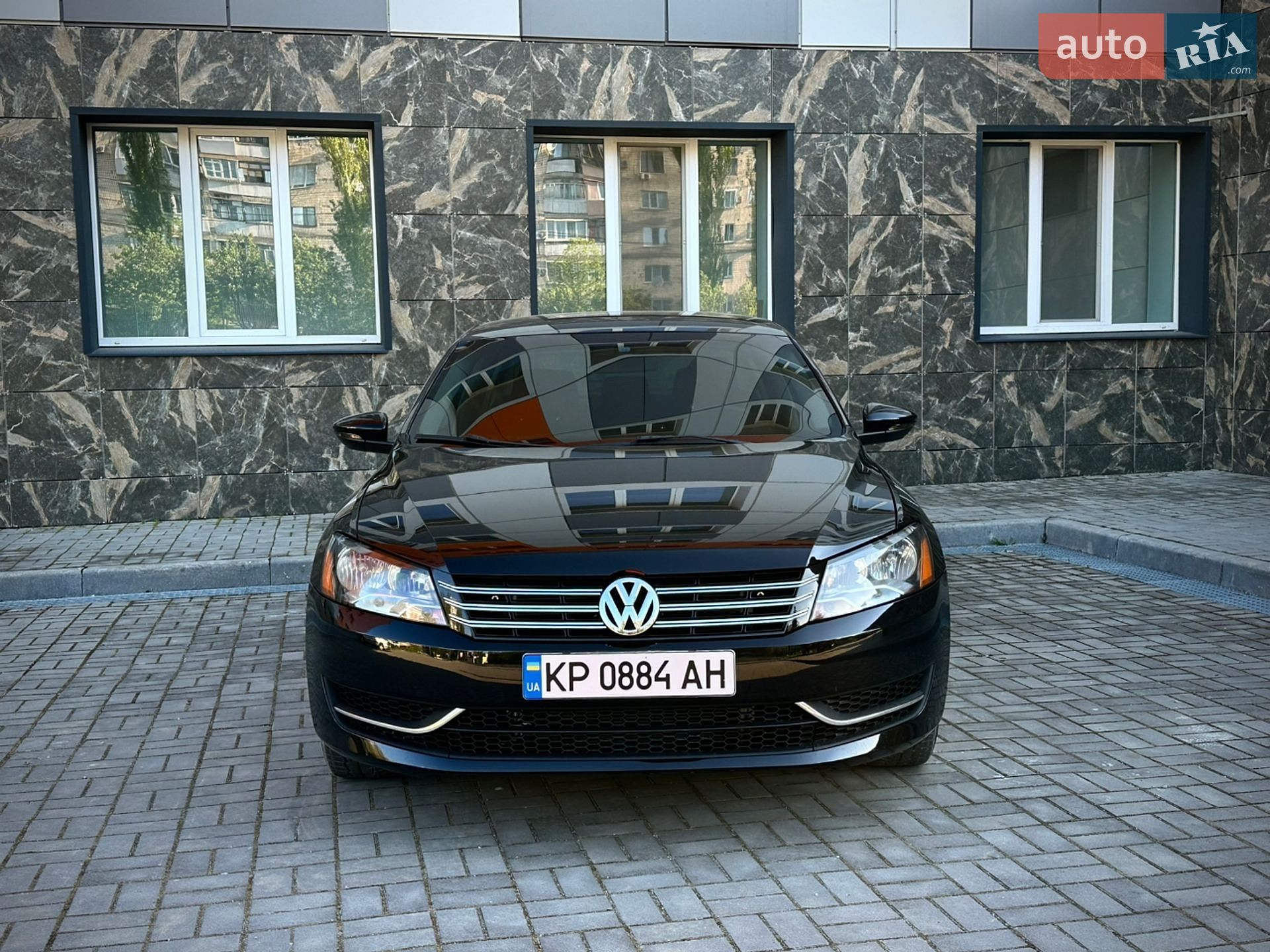 VOLKSWAGEN PASSAT 2012
