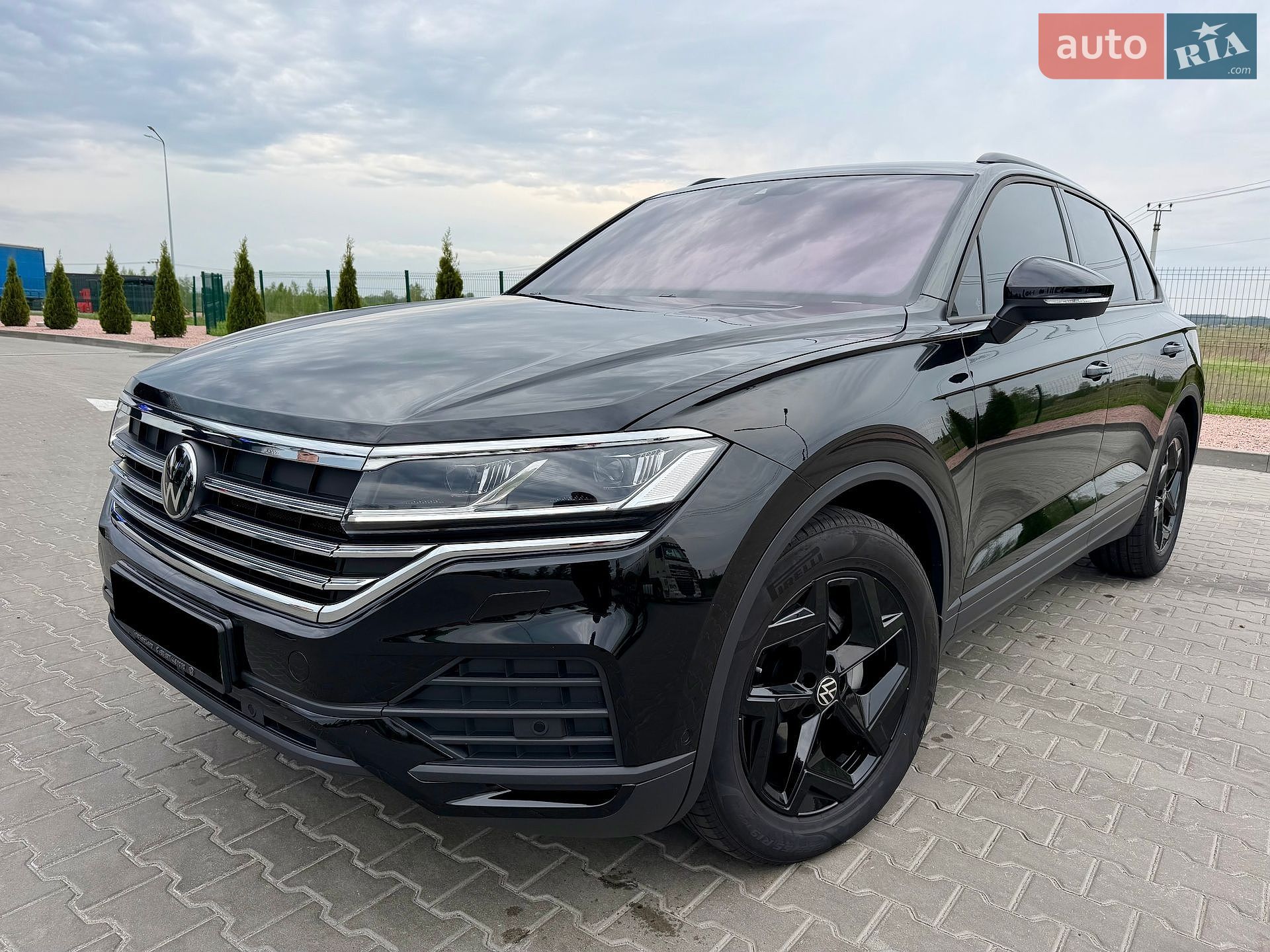 Головне фото звіту автомобіля VOLKSWAGEN TOUAREG 2025