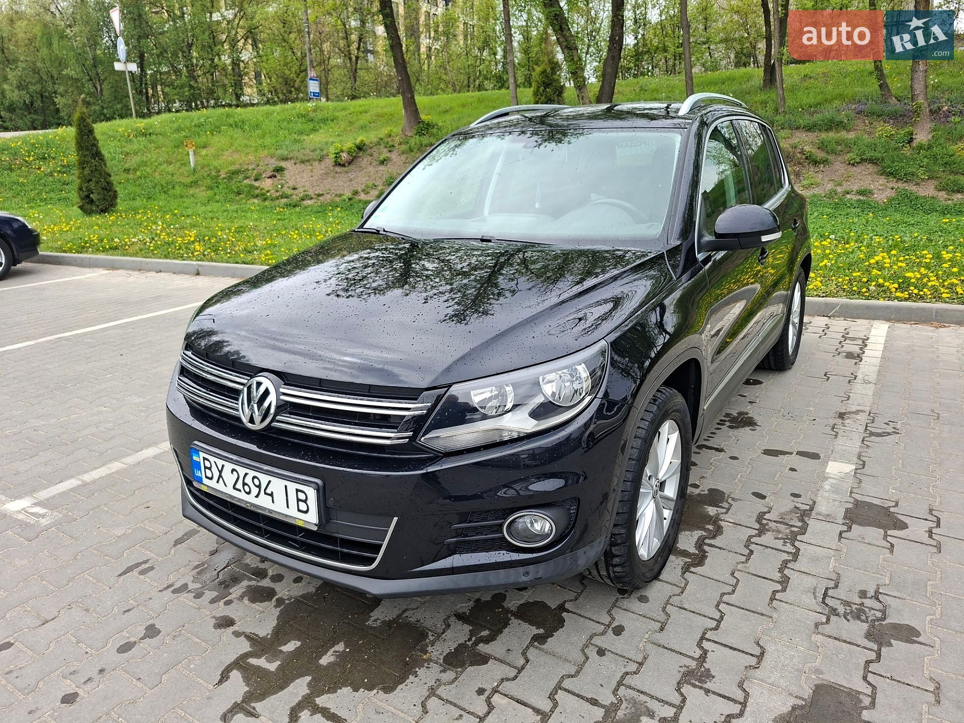 VOLKSWAGEN TIGUAN 2012