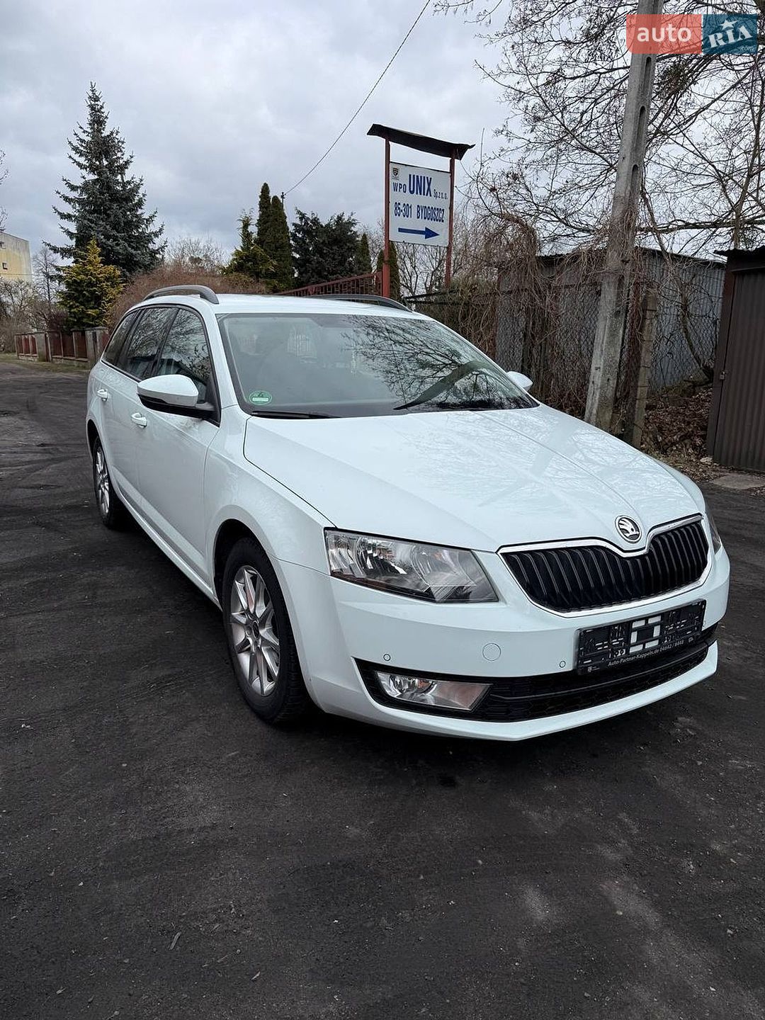 SKODA OCTAVIA COMBI 2016