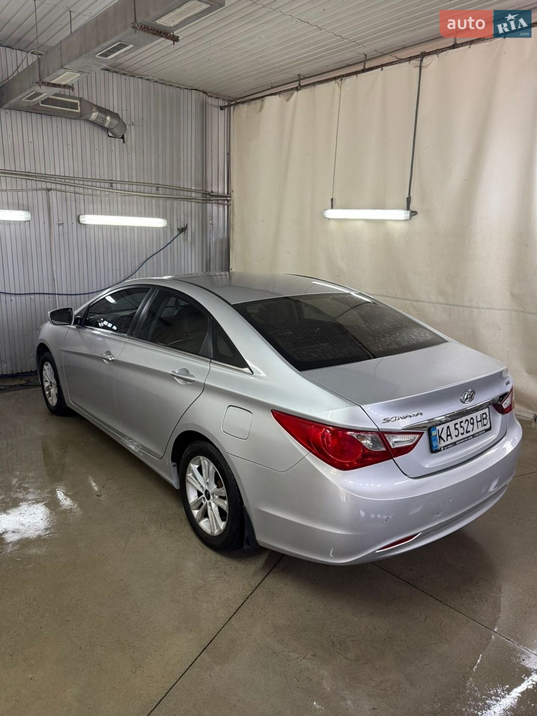 Головне фото звіту автомобіля HYUNDAI SONATA 2013