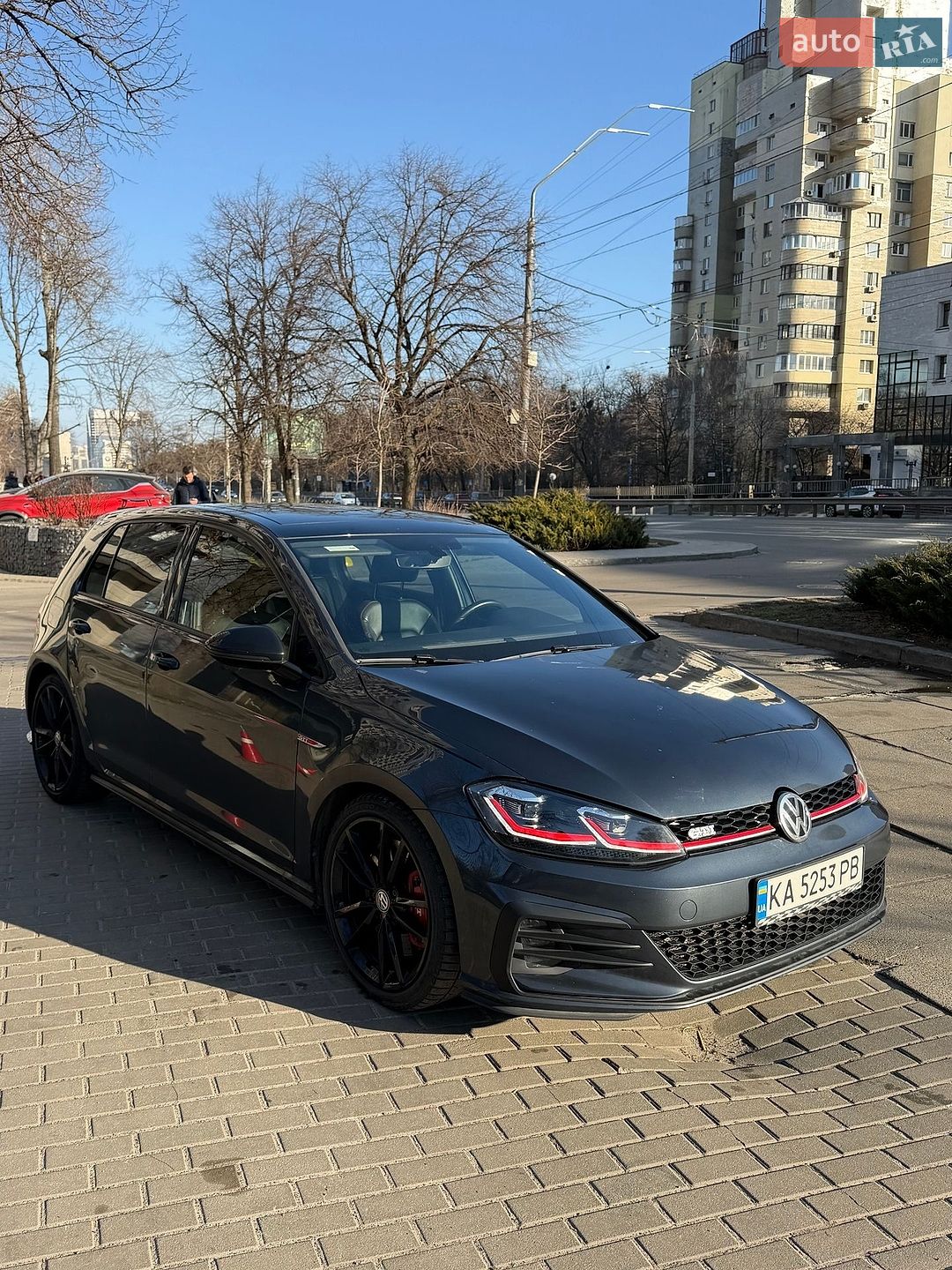 VOLKSWAGEN GOLF GTI 2020