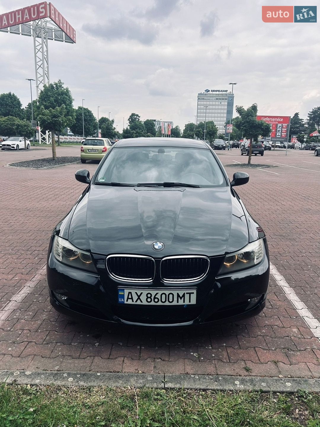 BMW 318D 2011
