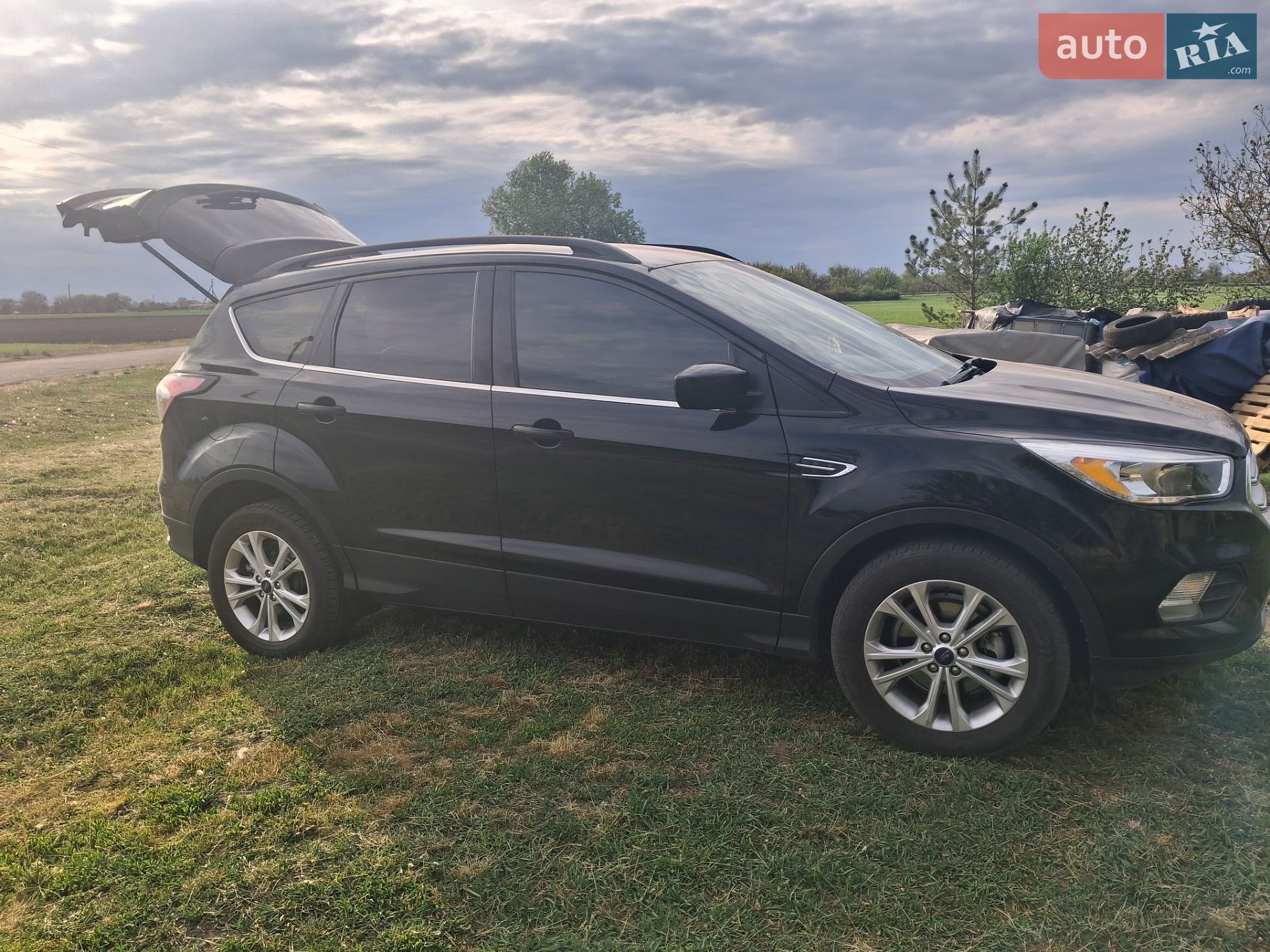 FORD ESCAPE 2018