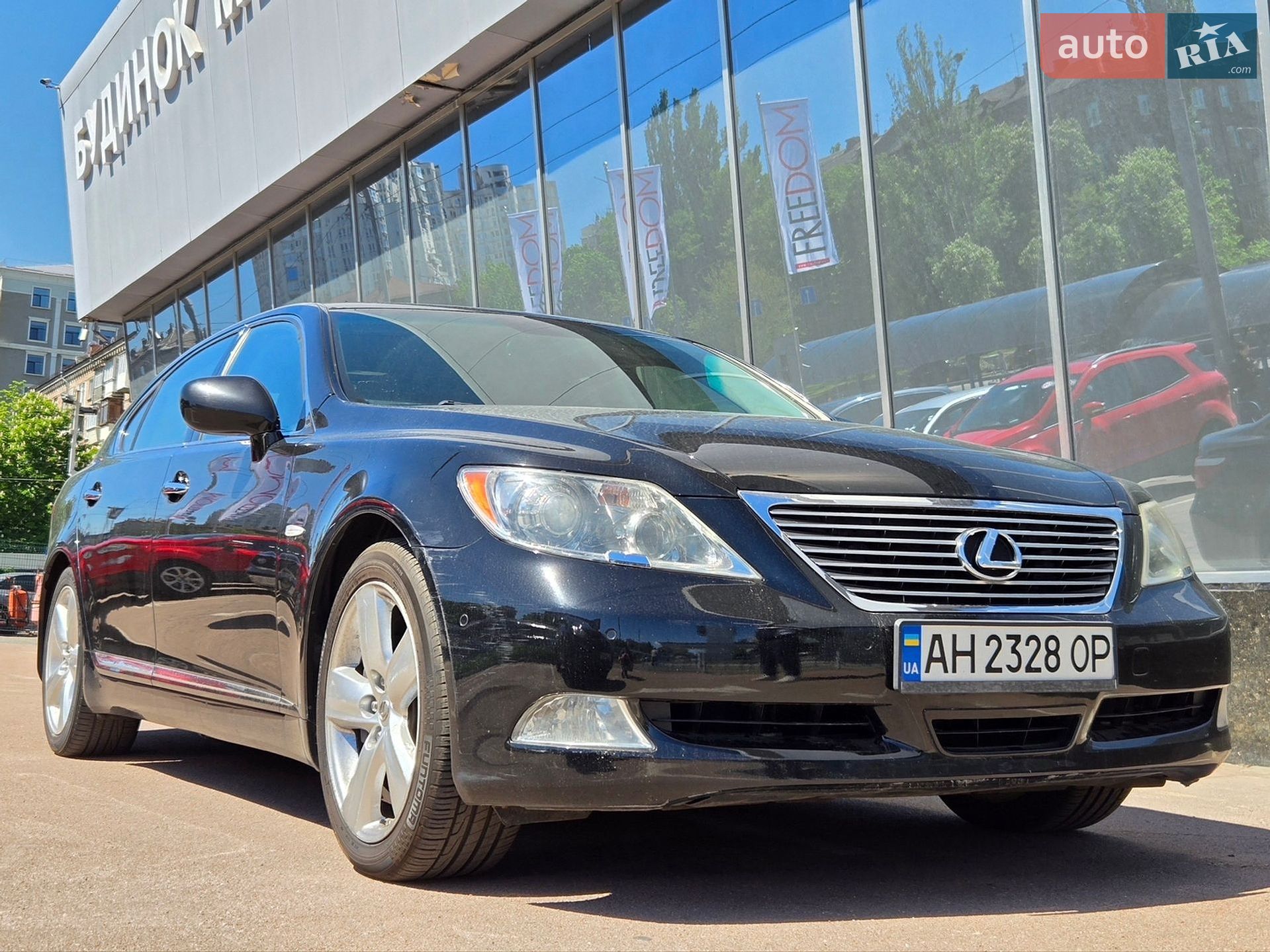 Головне фото звіту автомобіля LEXUS LS 460 2007