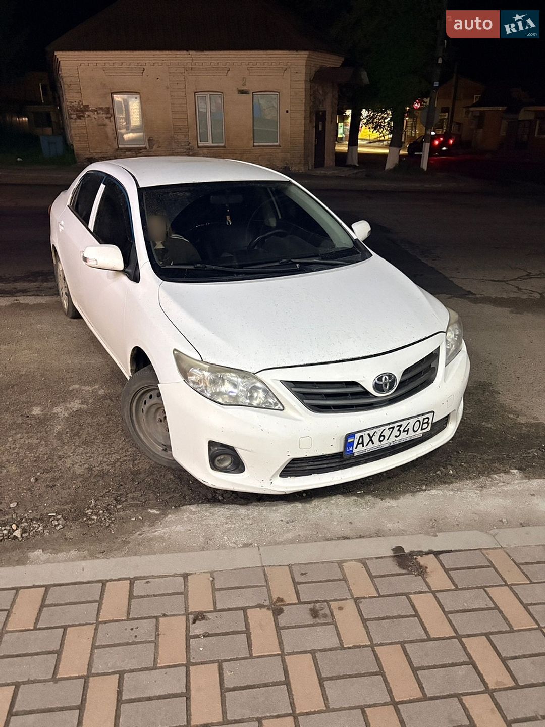 Головне фото звіту автомобіля TOYOTA COROLLA 2010