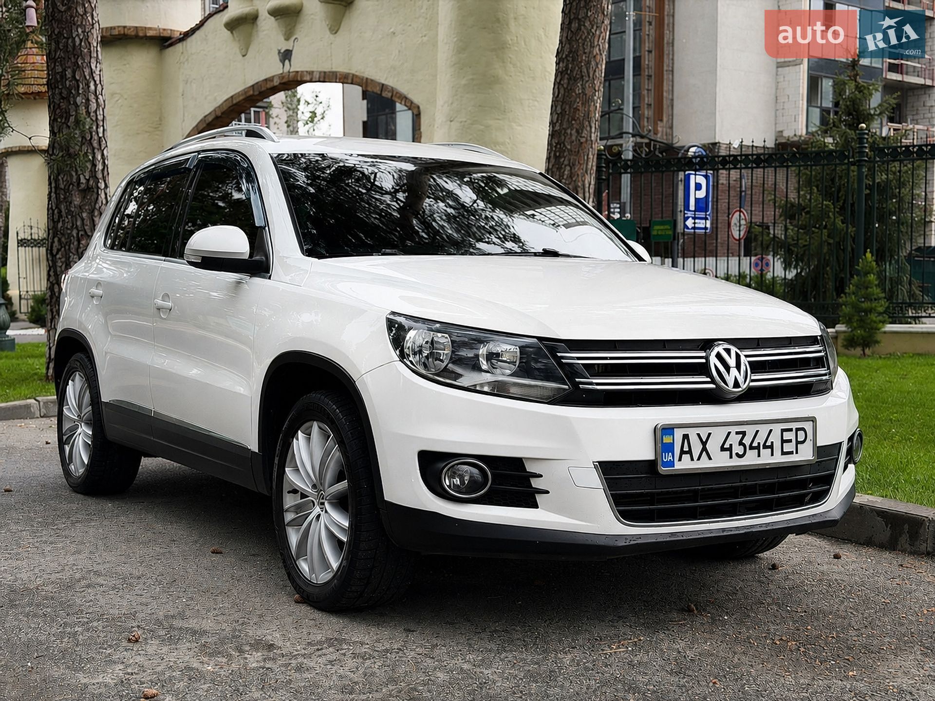 VOLKSWAGEN TIGUAN 2013