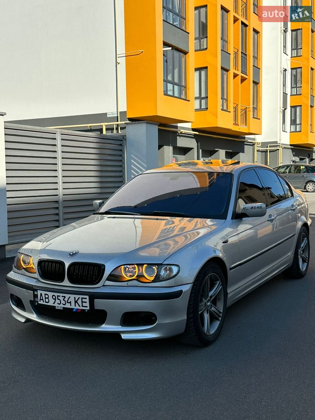 Головне фото звіту автомобіля BMW 318 2002