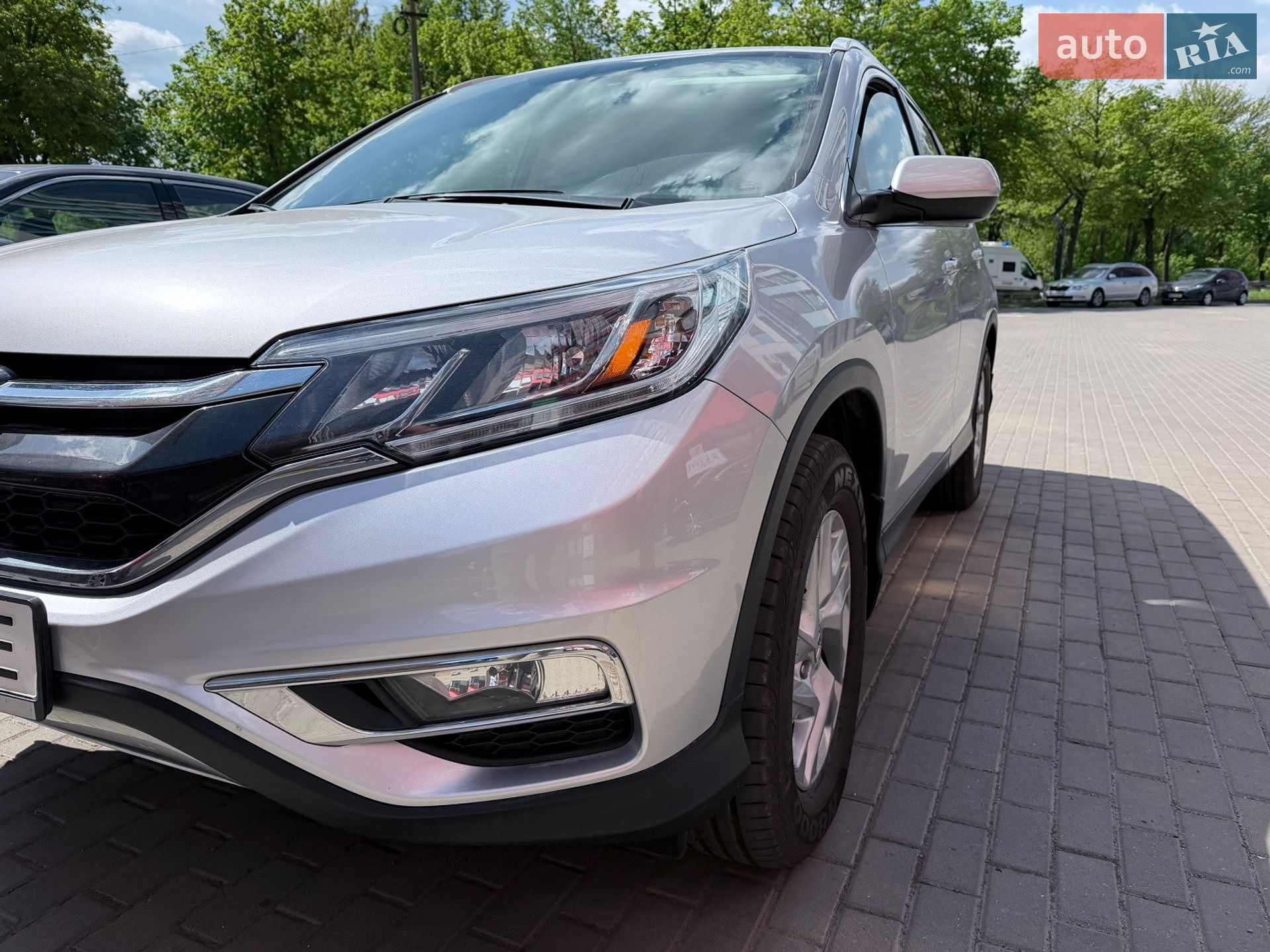 Головне фото звіту автомобіля HONDA CR-V 2016