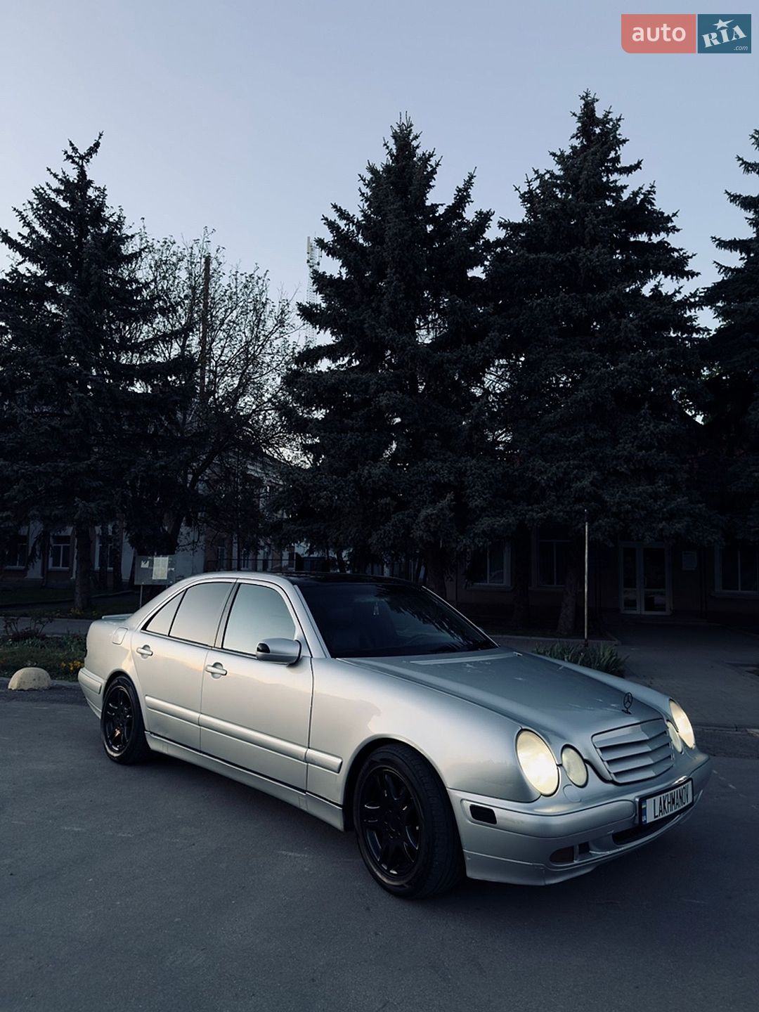 MERCEDES-BENZ E 300T D 1998