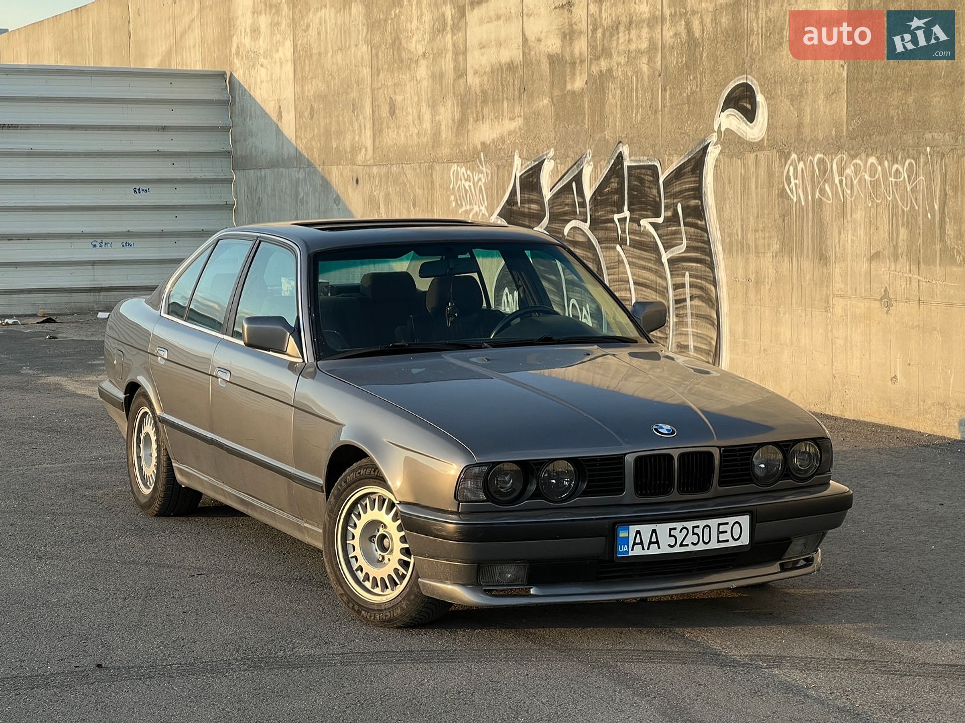 BMW 525I 1988