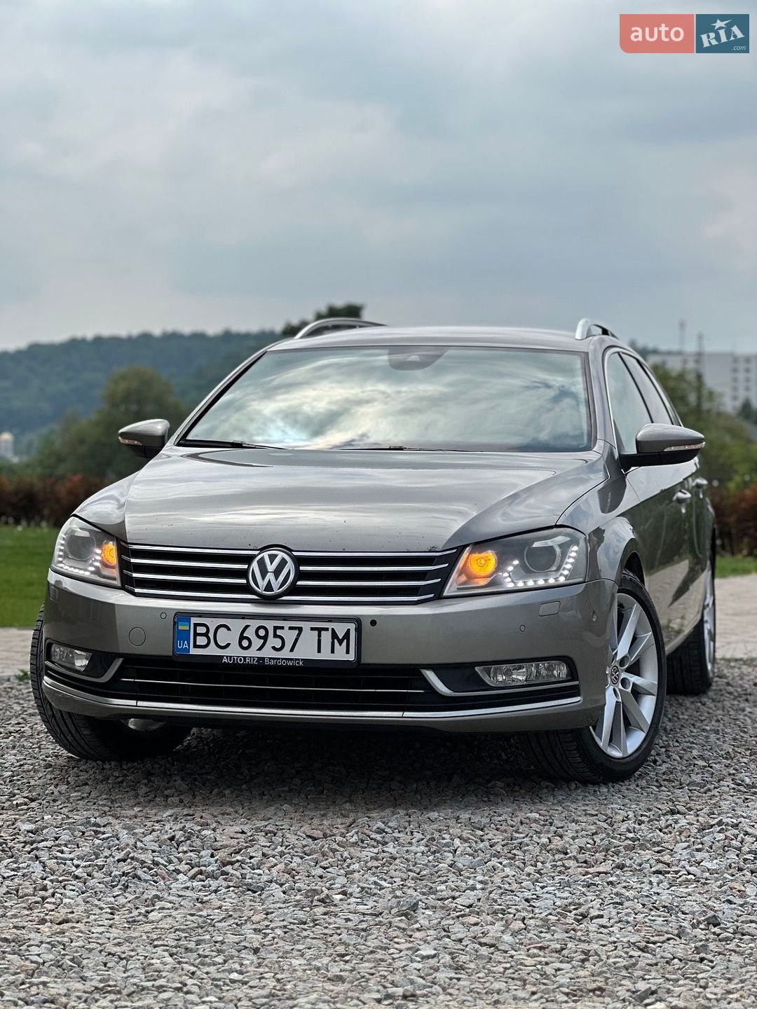 VOLKSWAGEN PASSAT 2012