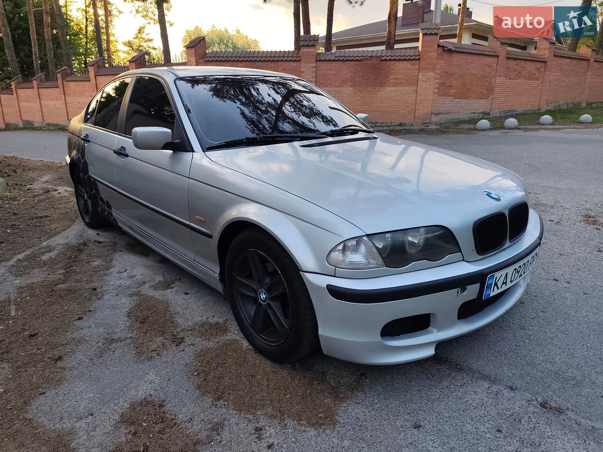 Головне фото звіту автомобіля BMW 320D 2000