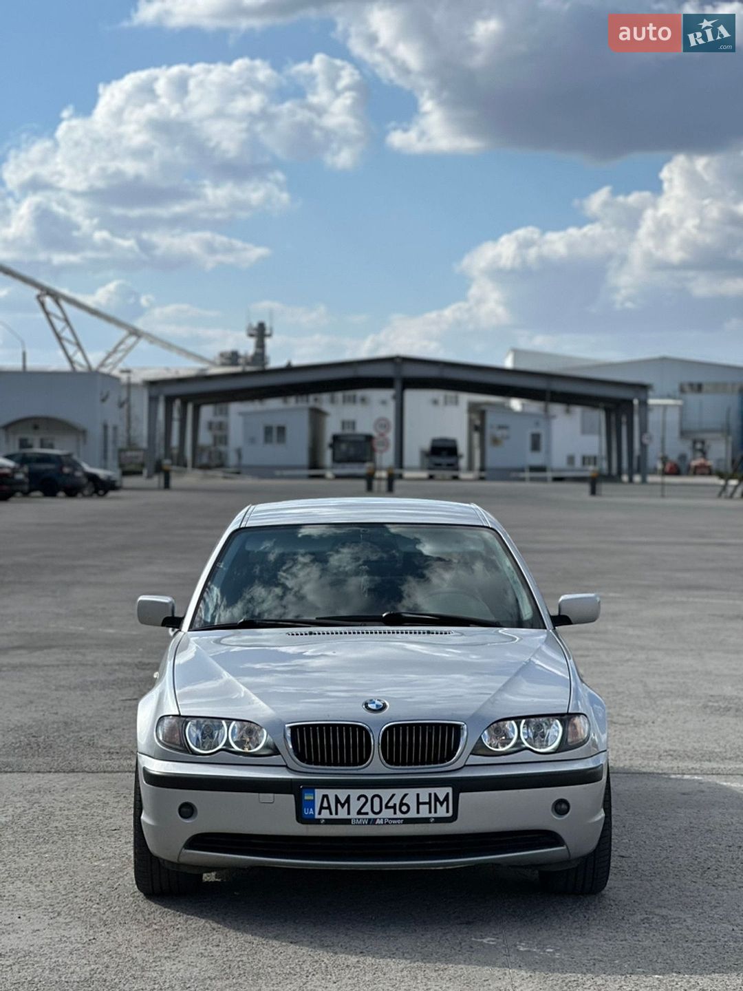 BMW 320I 2003