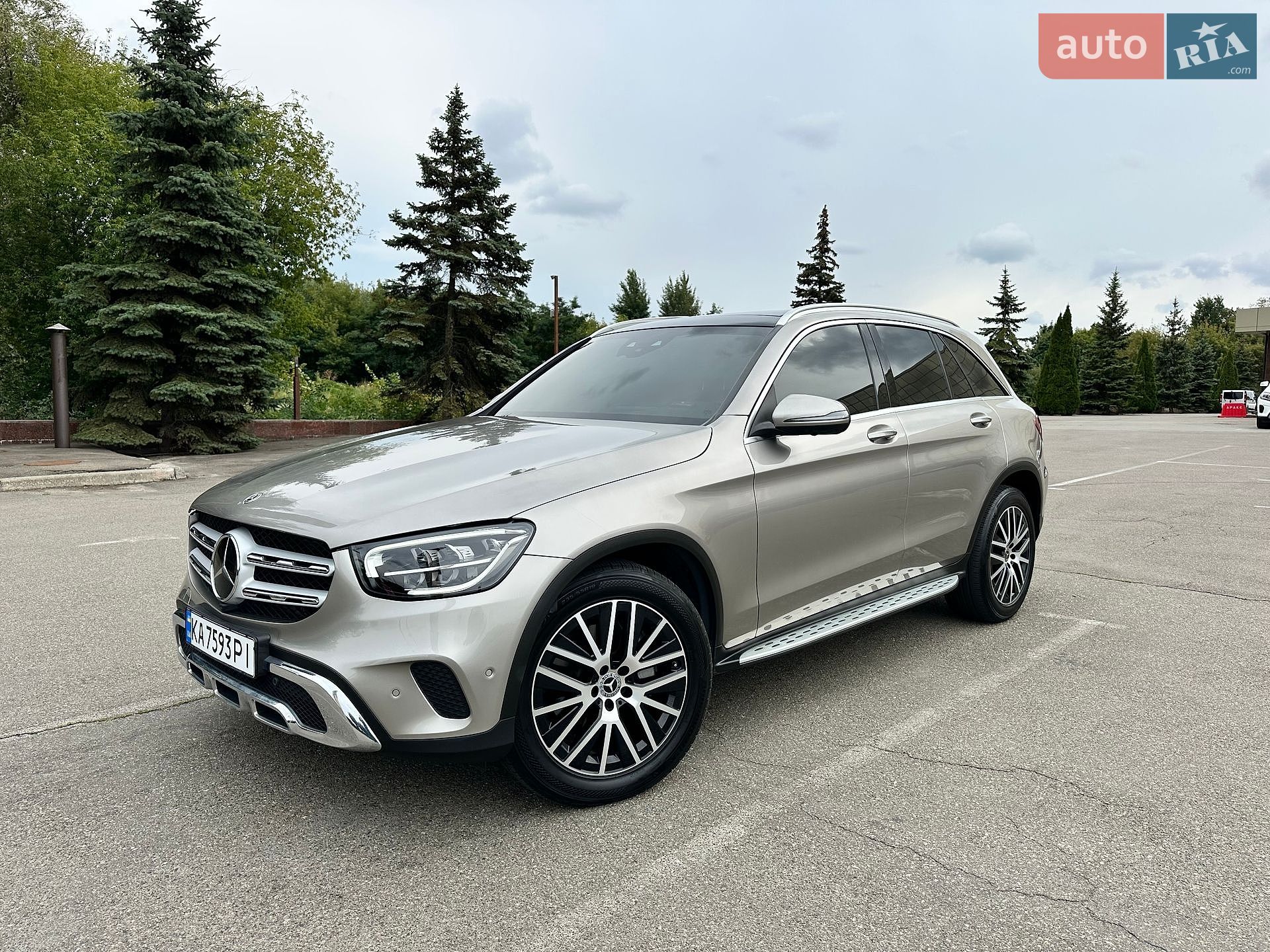 MERCEDES-BENZ GLC 220D 2022