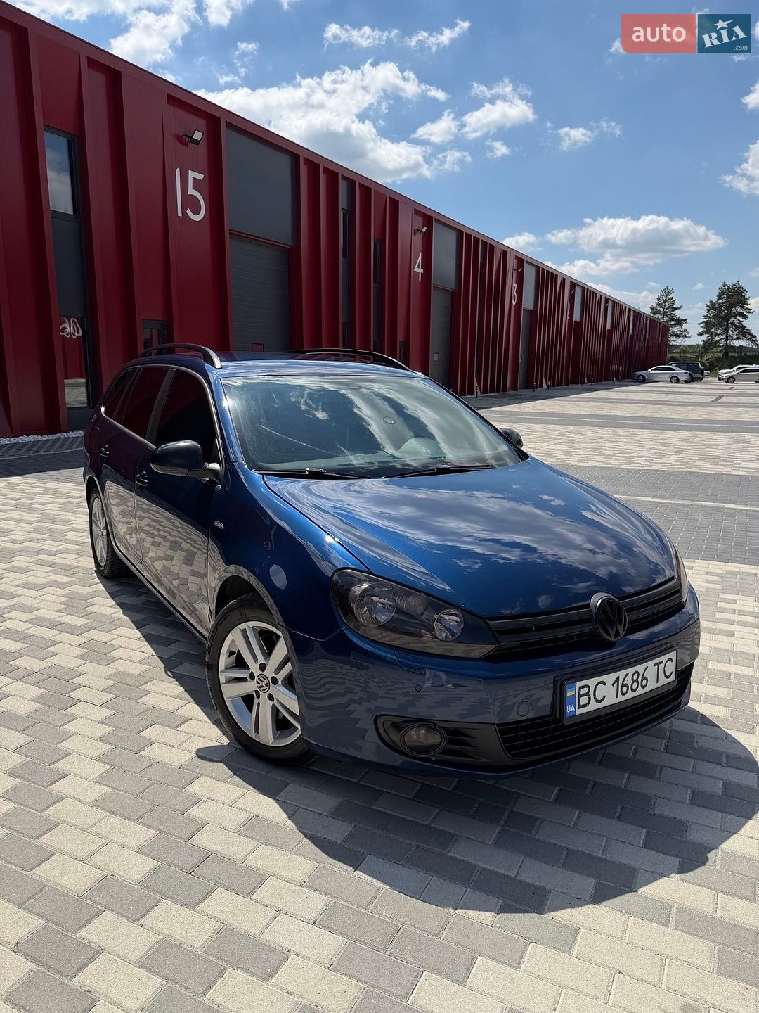 VOLKSWAGEN GOLF 2012