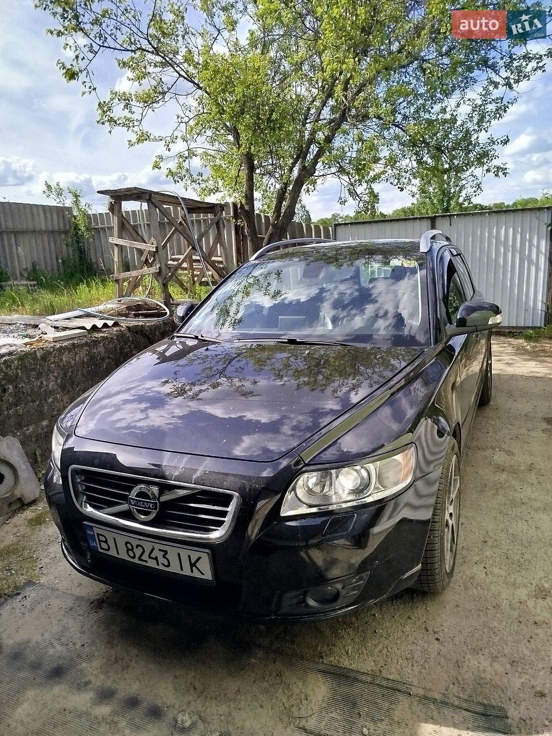 VOLVO V50 2011