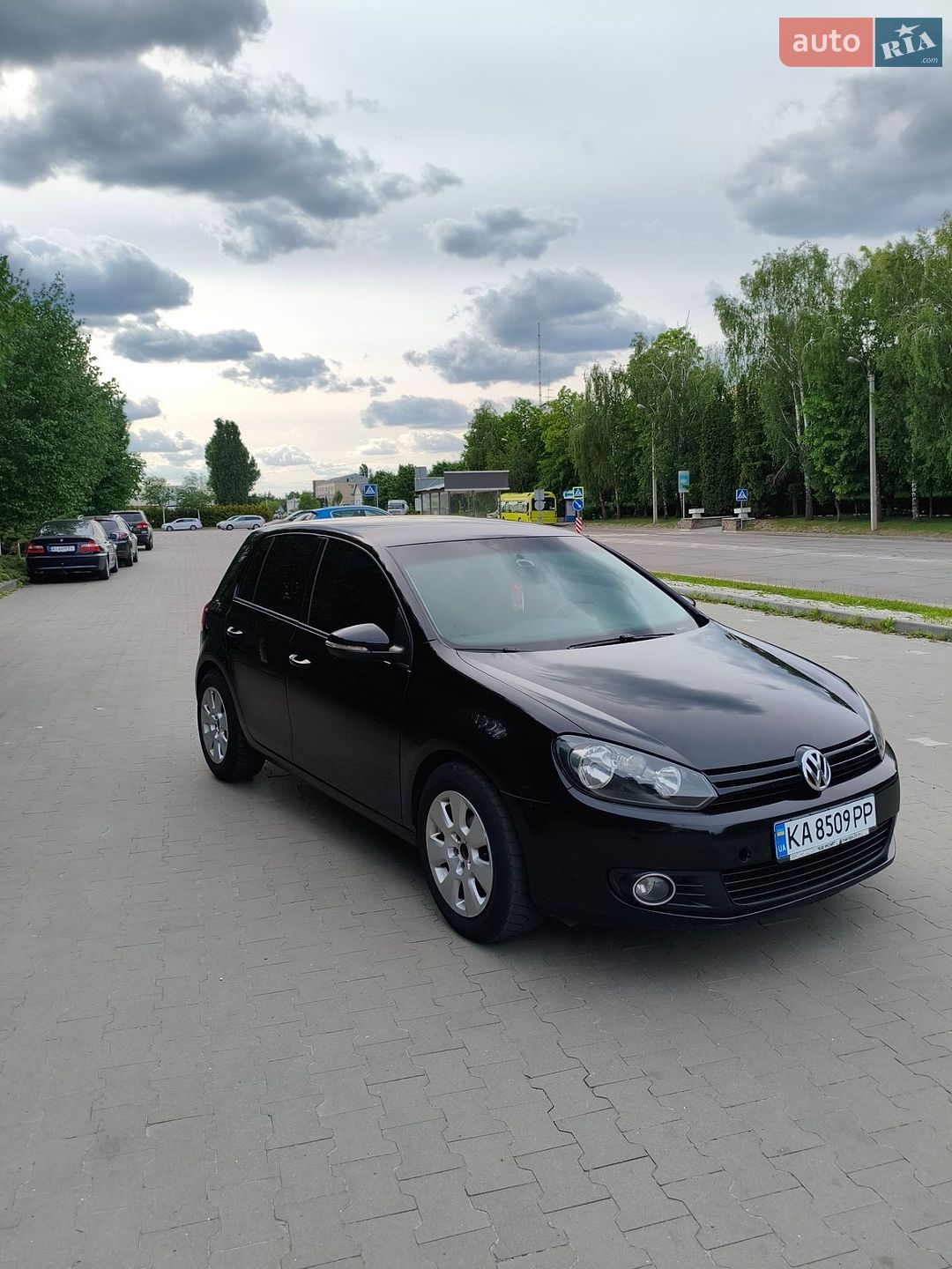VOLKSWAGEN GOLF 2010